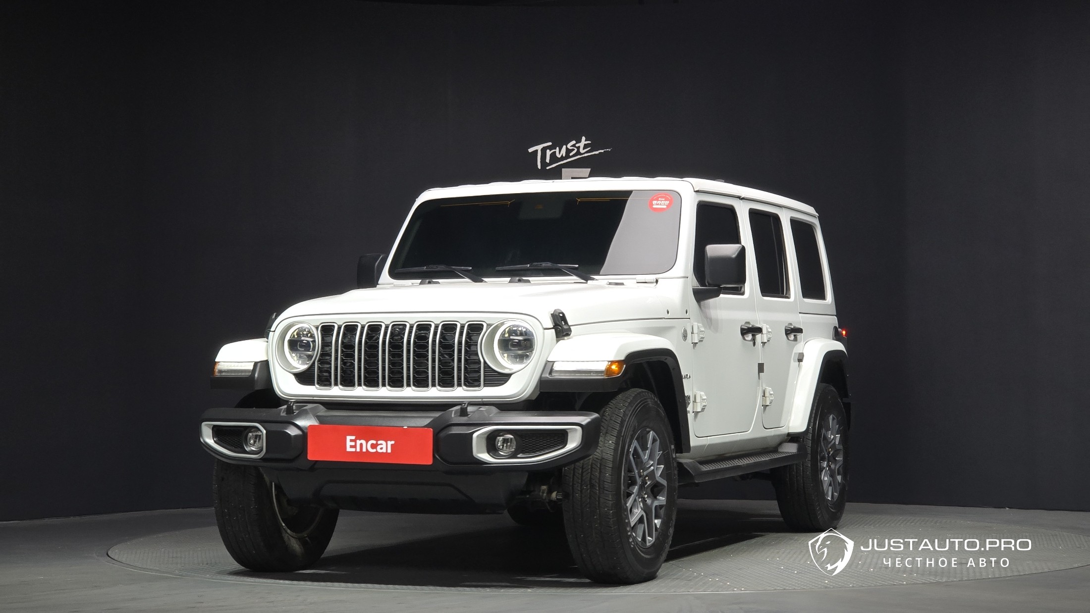 Автомобиль Jeep Wrangler