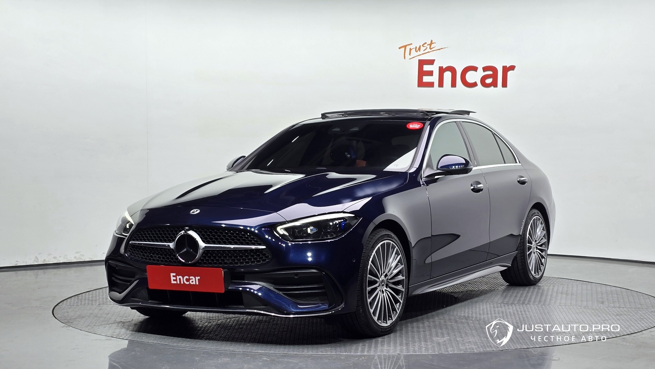 Автомобиль Mercedes-Benz C-Class