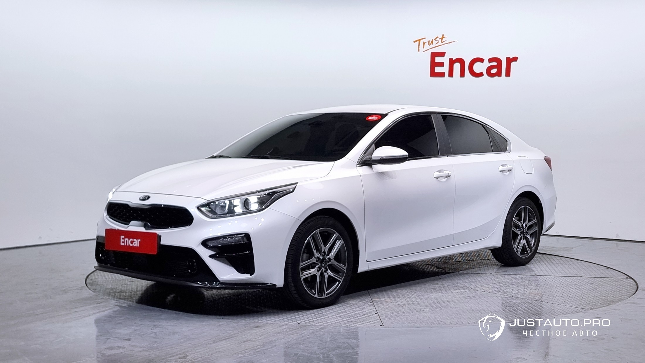 Автомобиль Kia K3