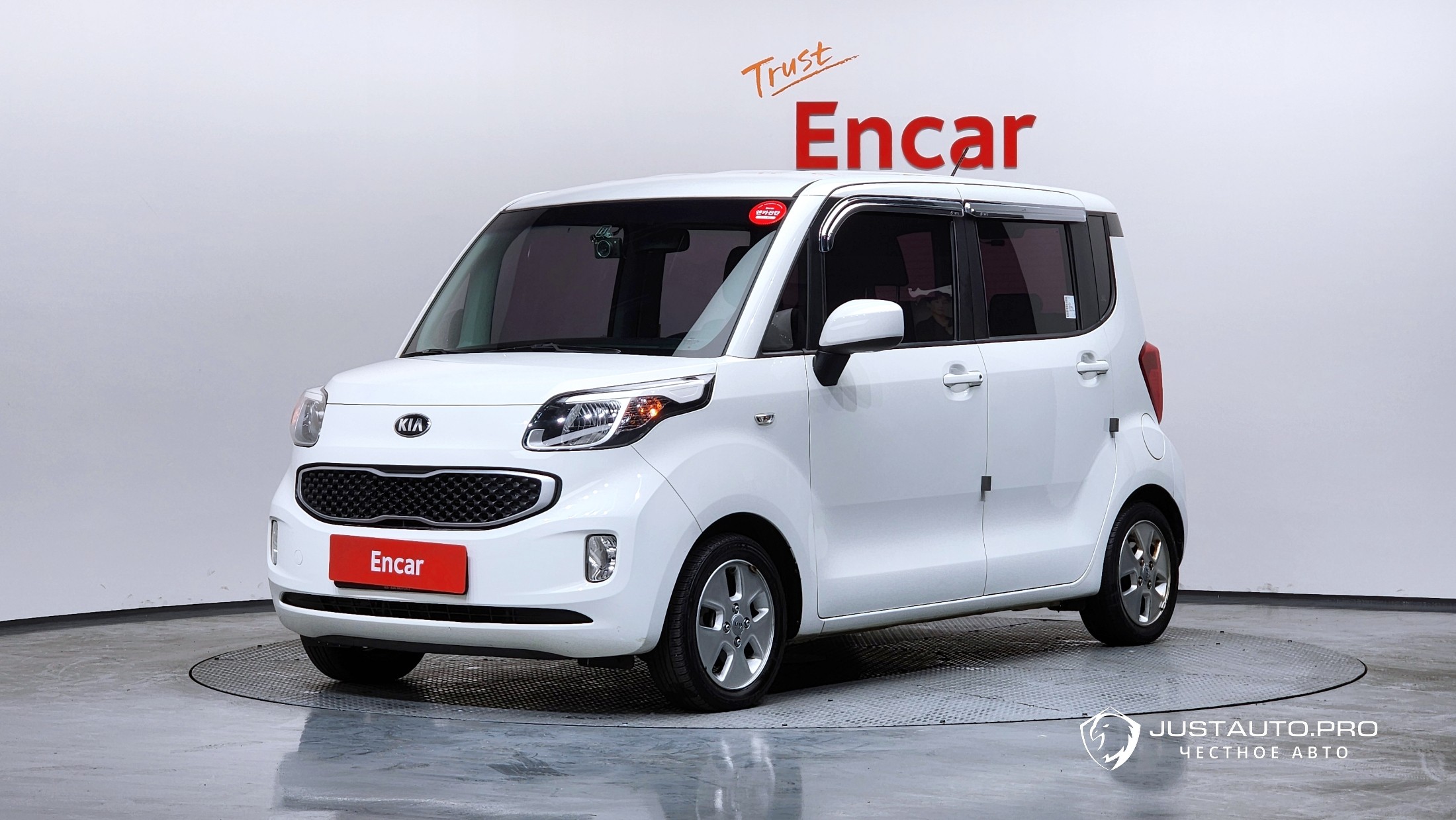 Автомобиль Kia RAY