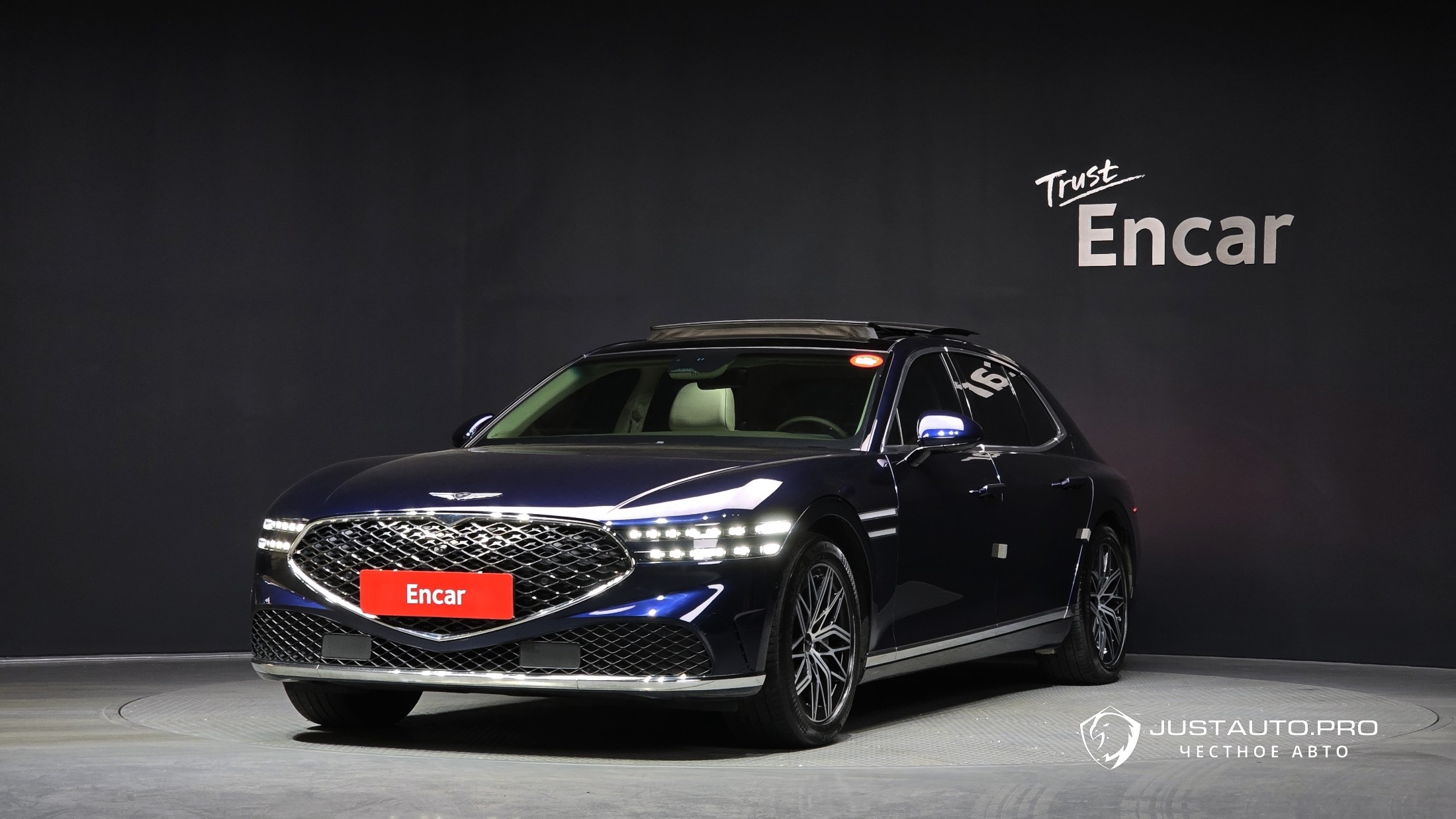 Автомобиль Genesis G90