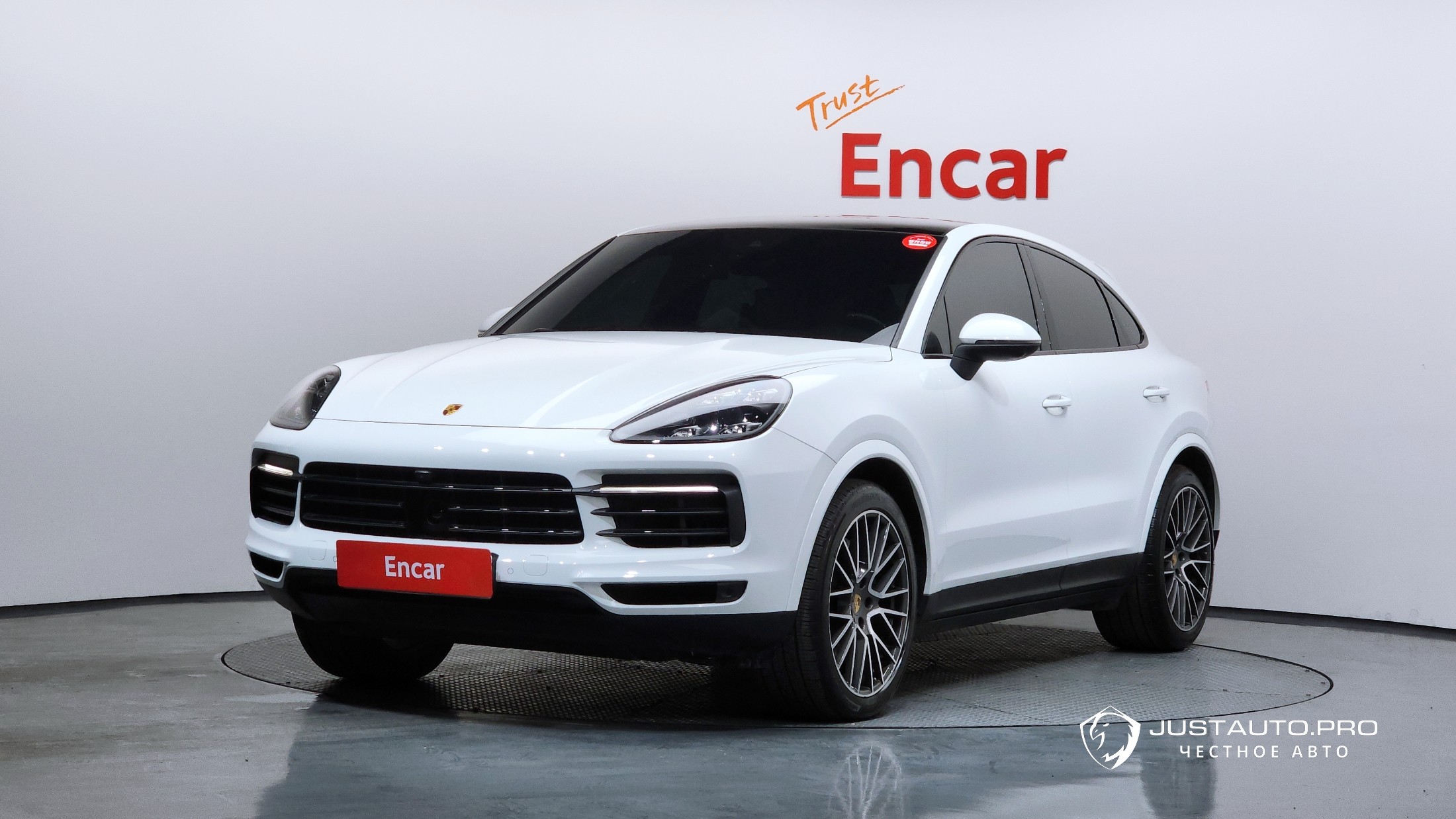 Автомобиль Porsche Cayenne