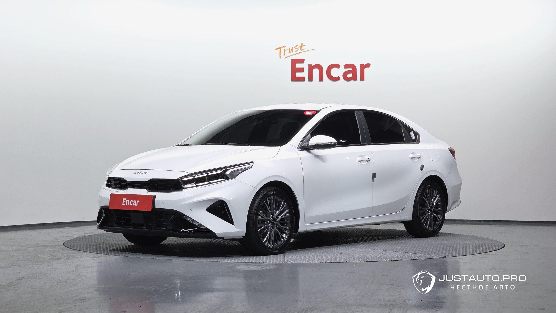 Автомобиль Kia K3