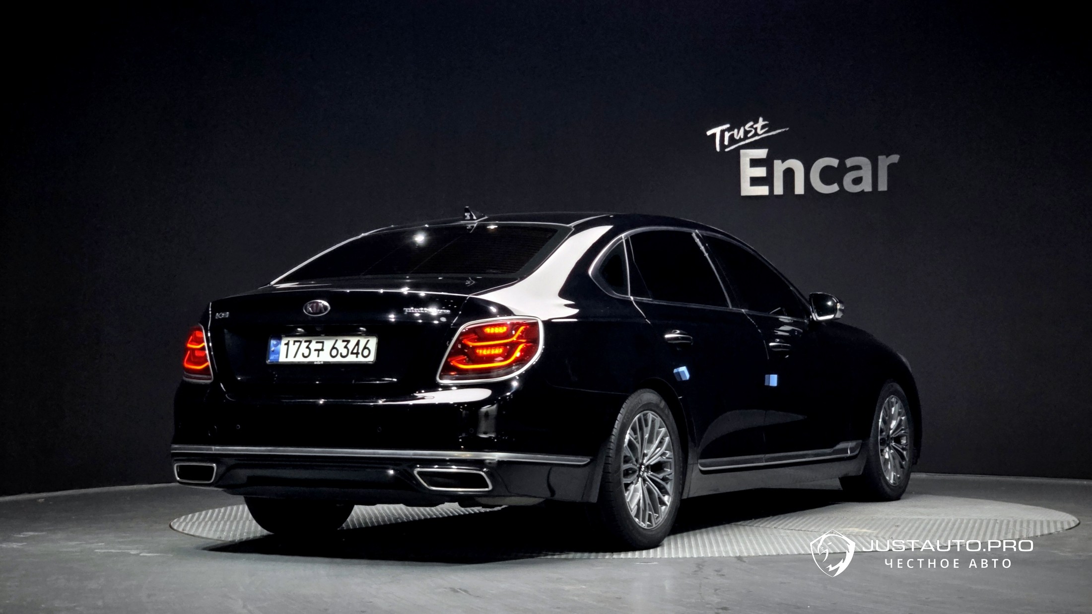 Автомобиль Kia K9