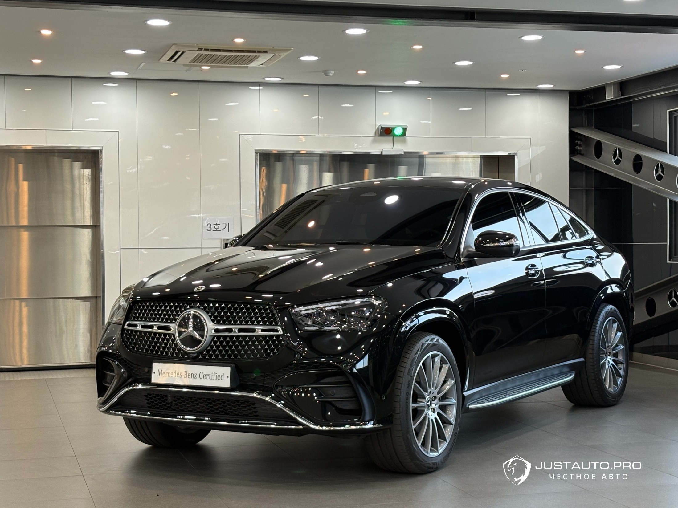 Автомобиль Mercedes-Benz GLE-Class