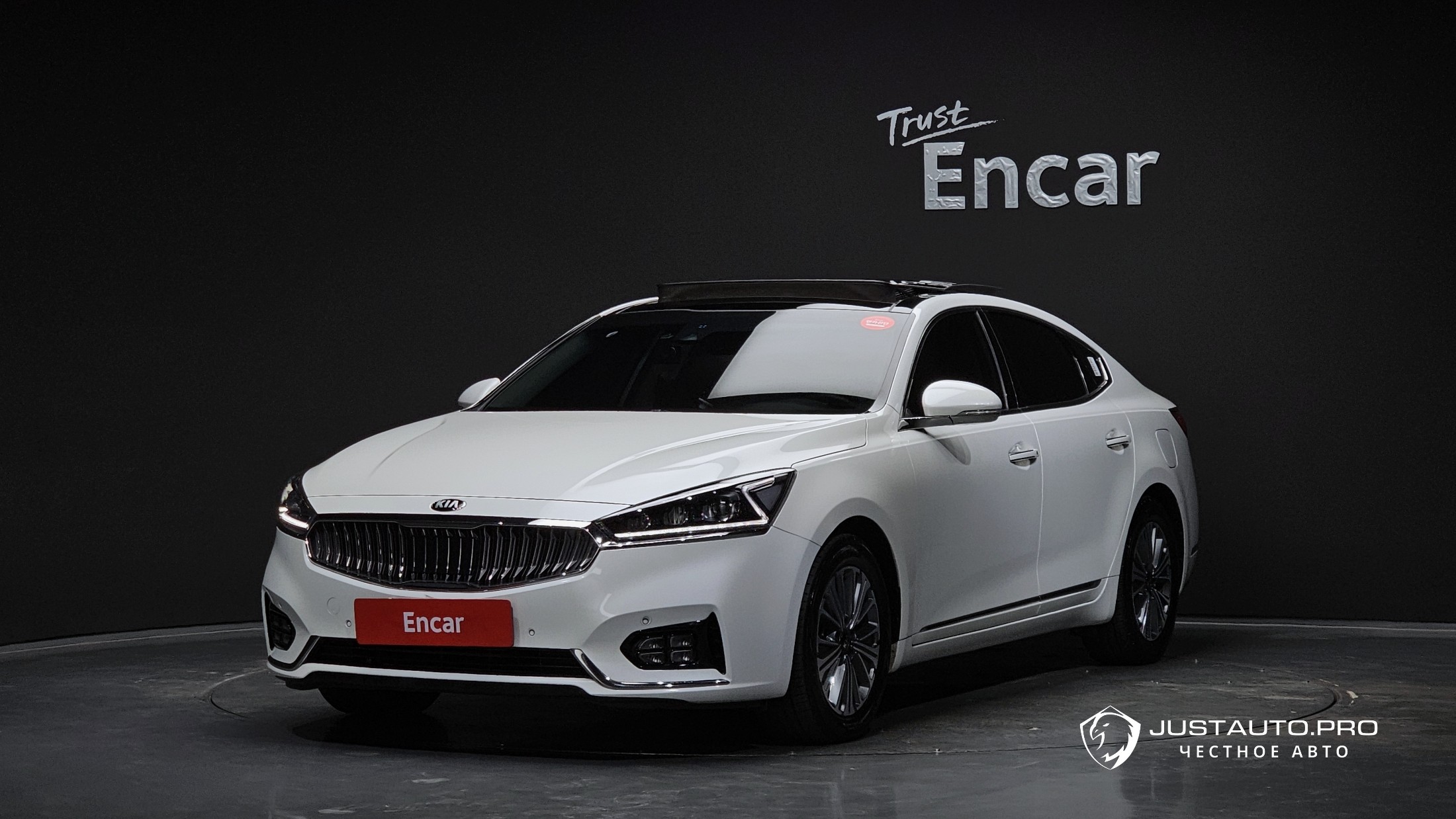 Автомобиль Kia K7