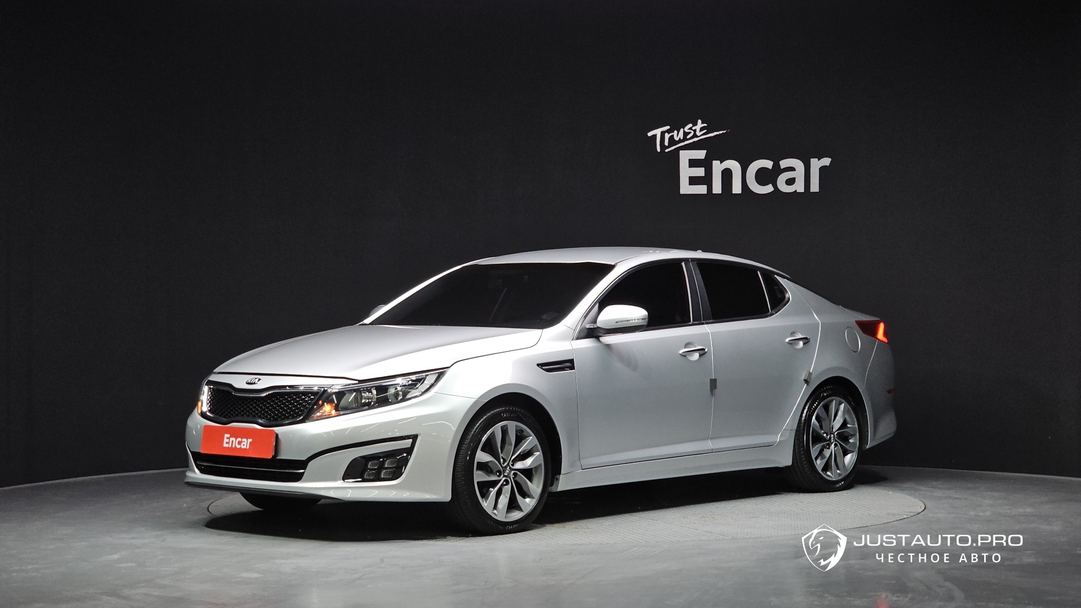 Автомобиль Kia K5