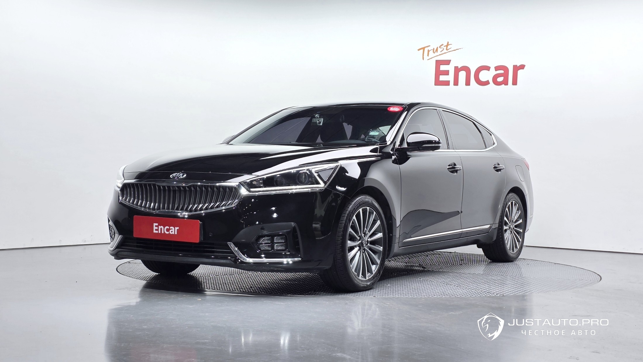 Автомобиль Kia K7