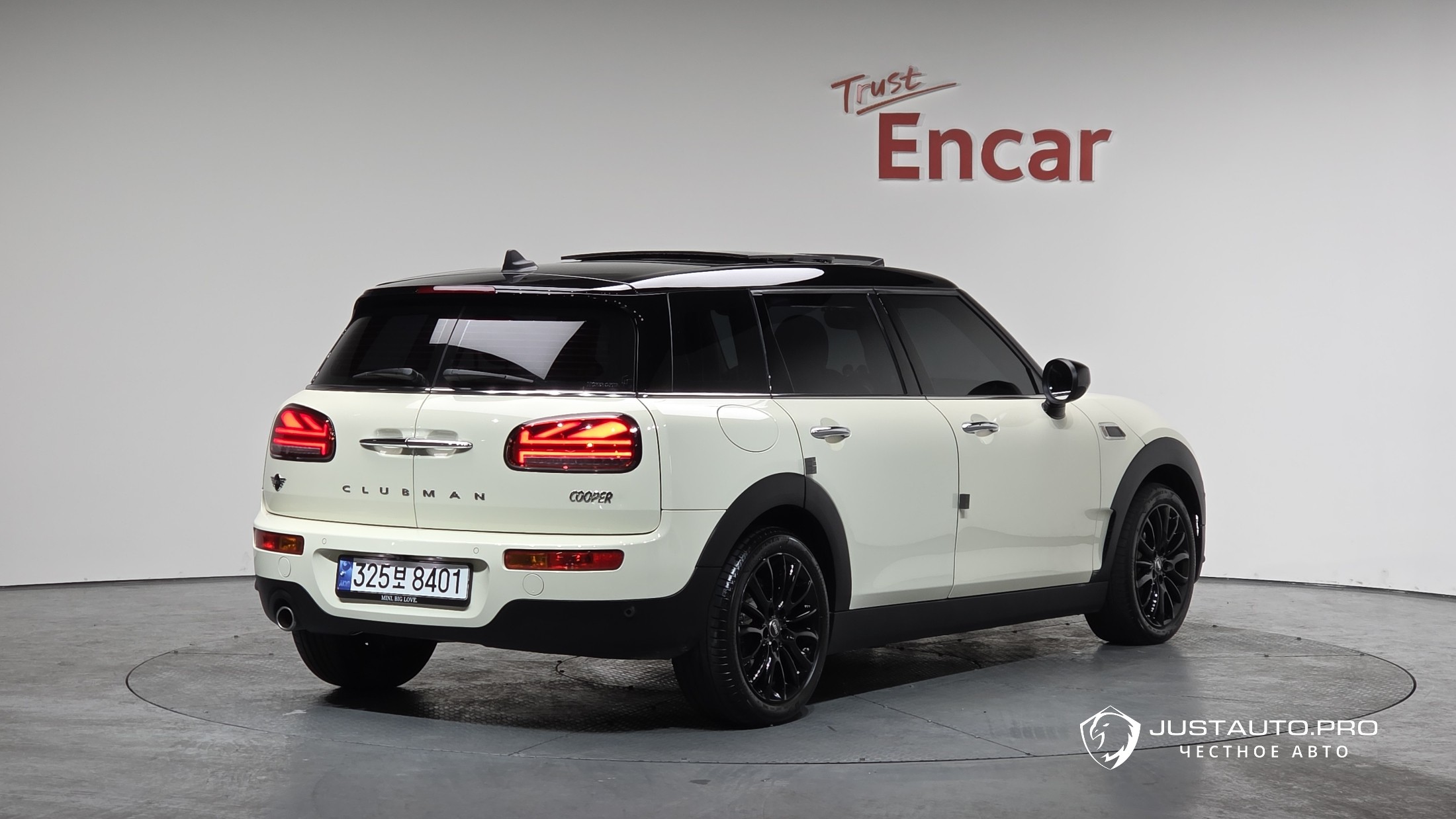 Автомобиль Mini Clubman