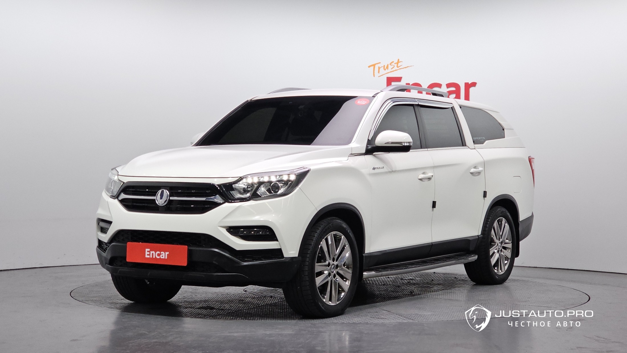 Автомобиль KG_Mobility_Ssangyong Rexton