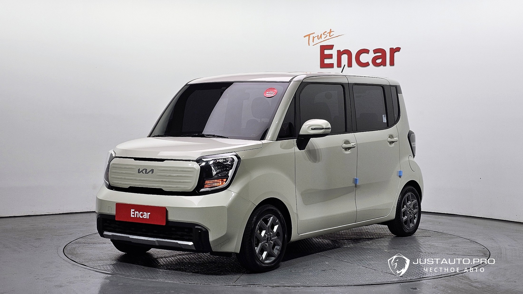 Автомобиль Kia RAY