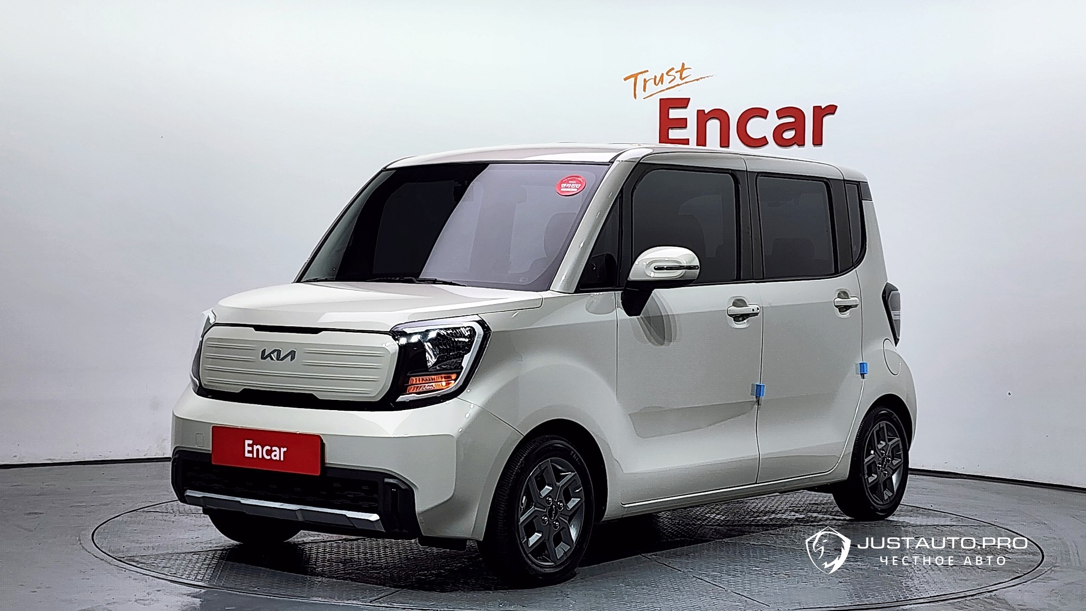 Автомобиль Kia RAY