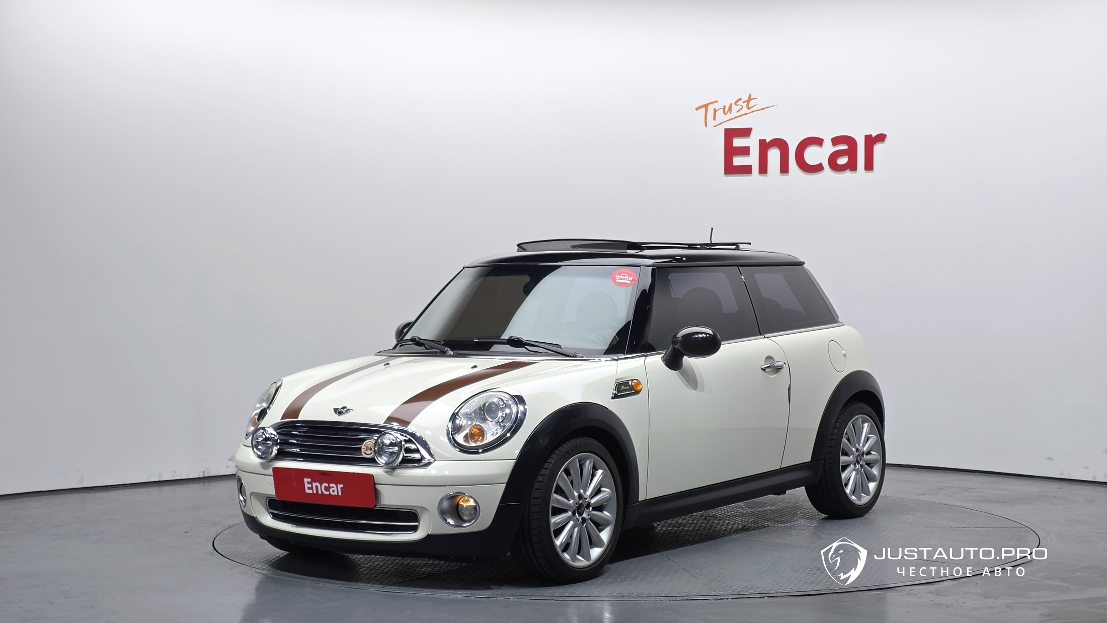 Автомобиль Mini Cooper