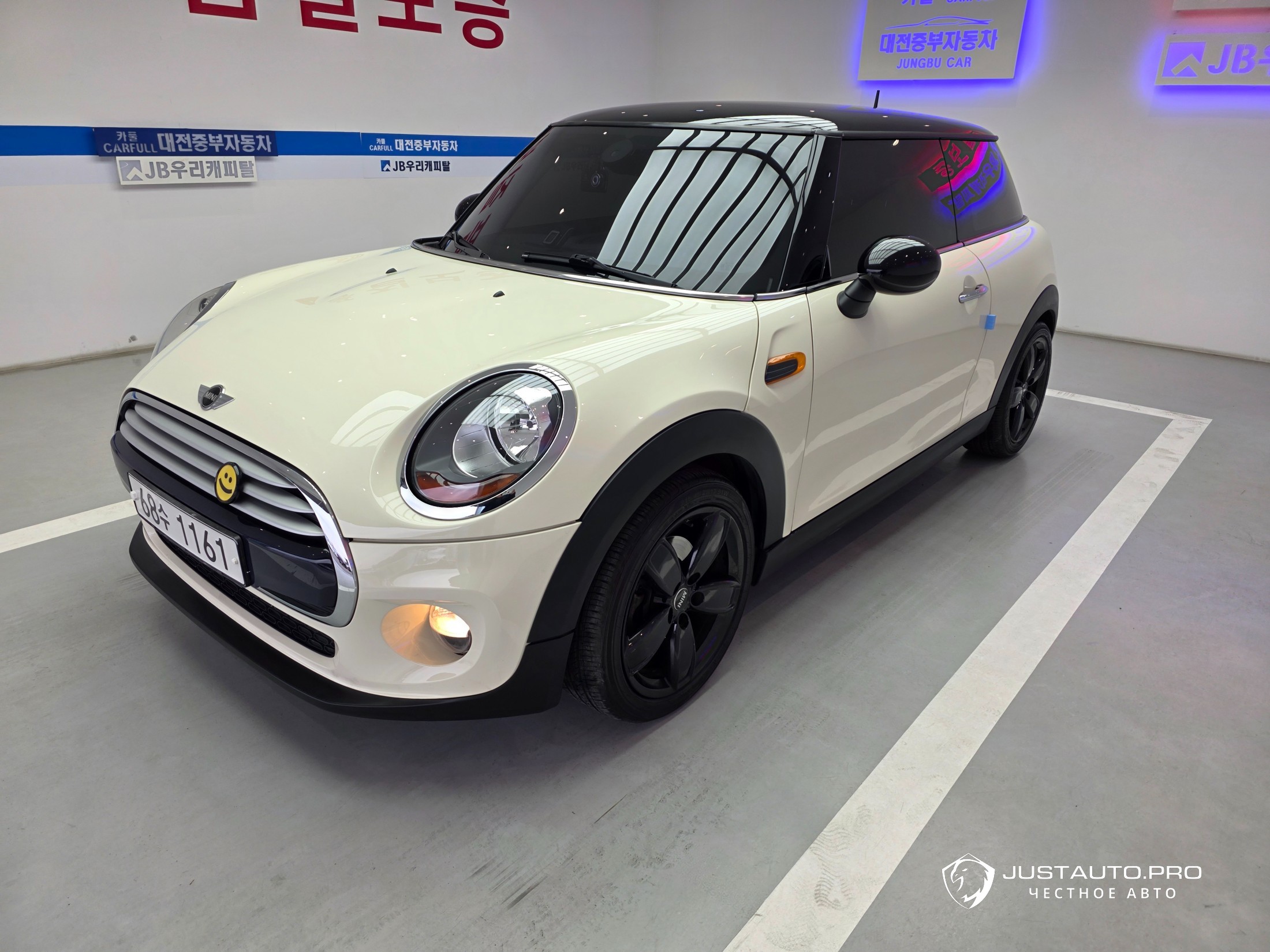 Автомобиль Mini Cooper
