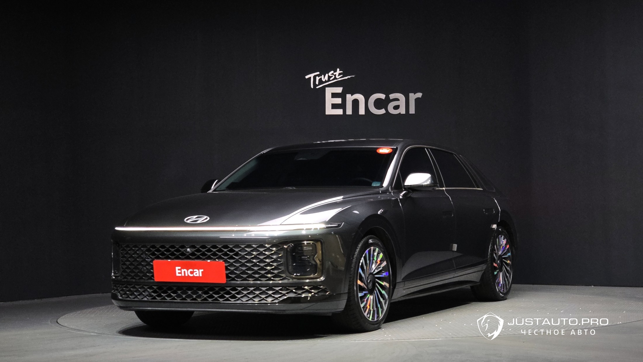 Автомобиль Hyundai Grandeur