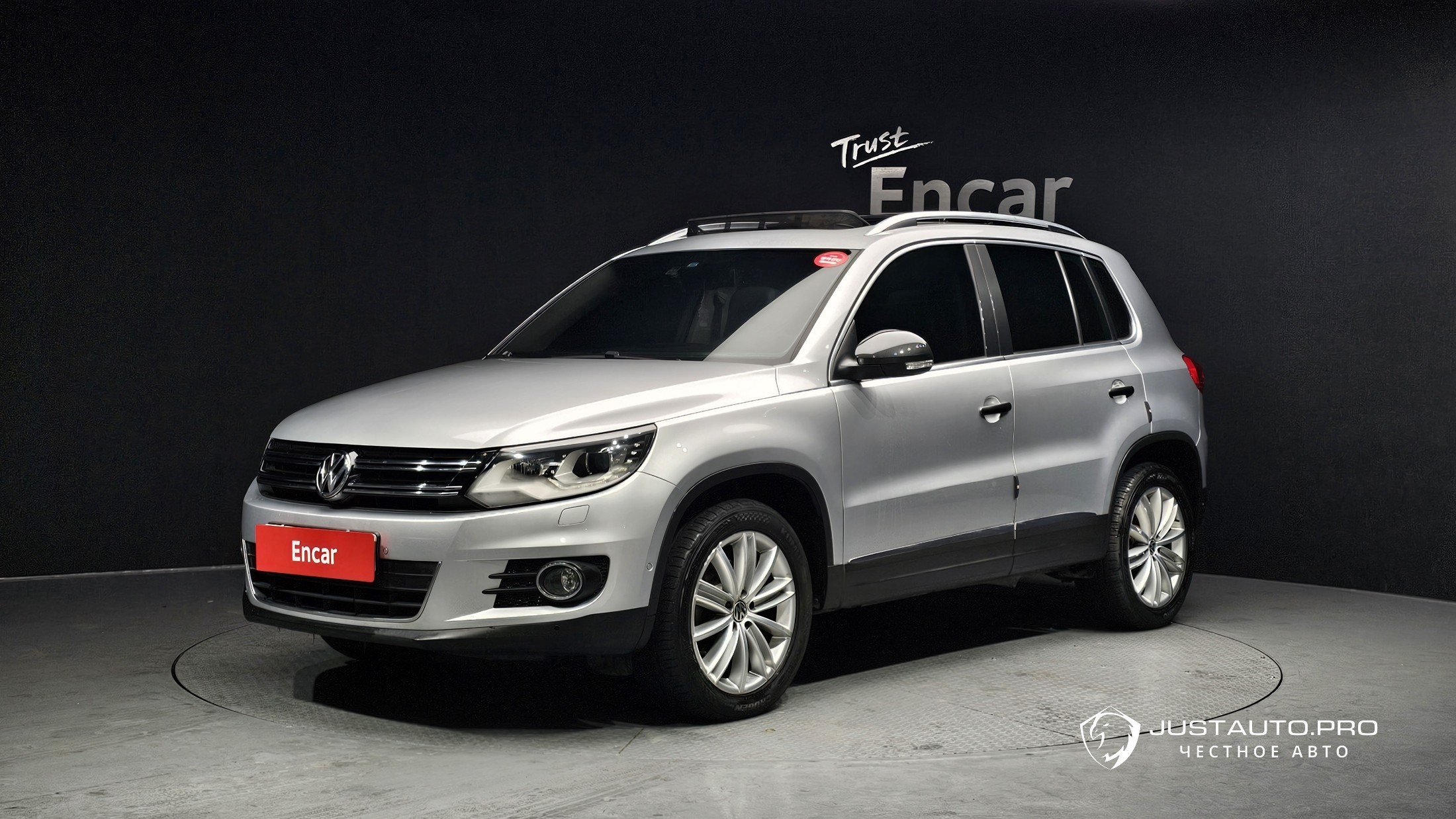 Автомобиль Volkswagen Tiguan