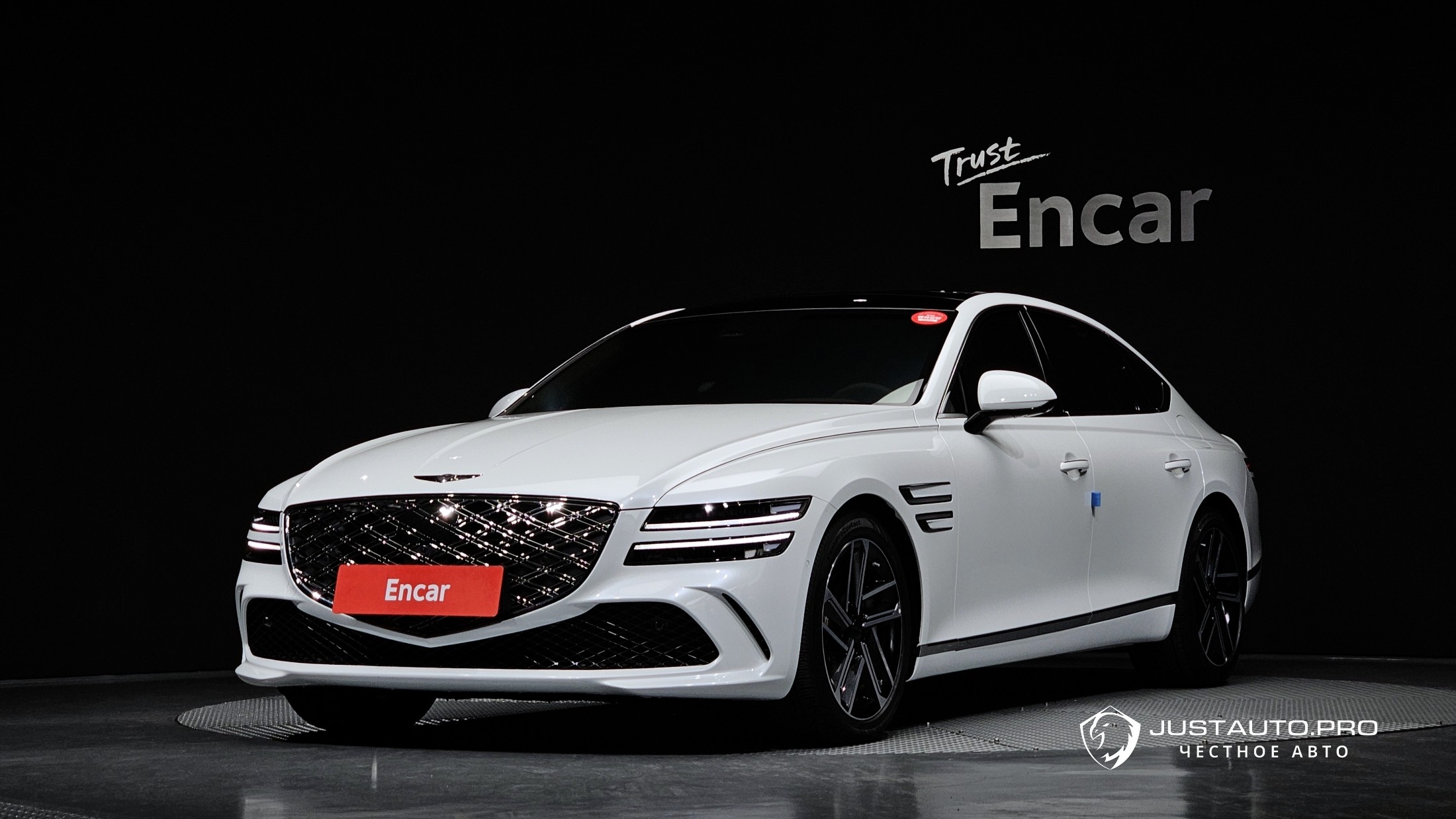 Автомобиль Genesis G80