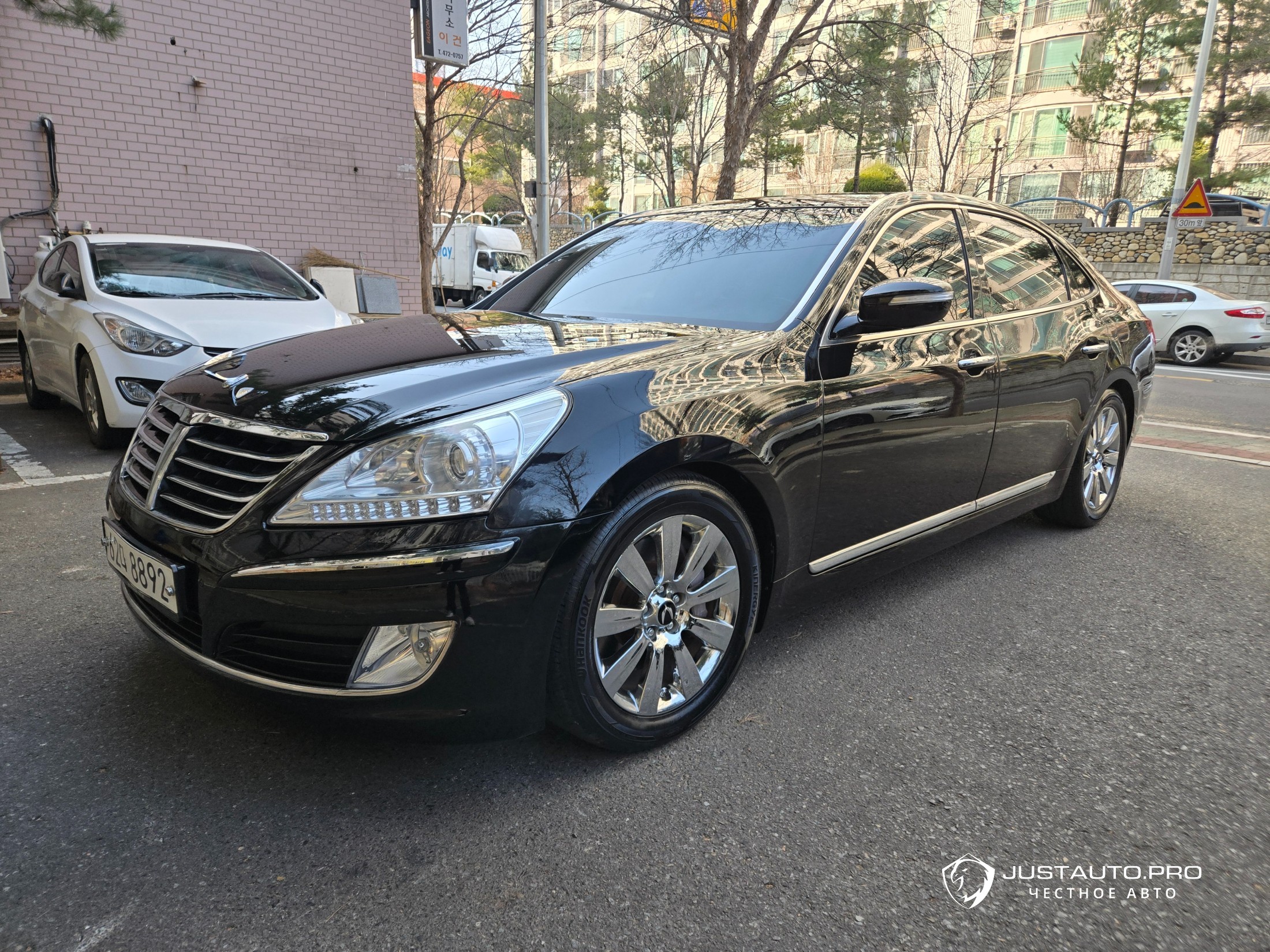 Автомобиль Hyundai Equus