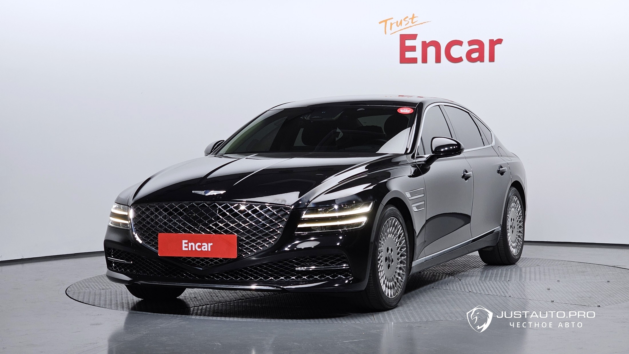 Автомобиль Genesis G80