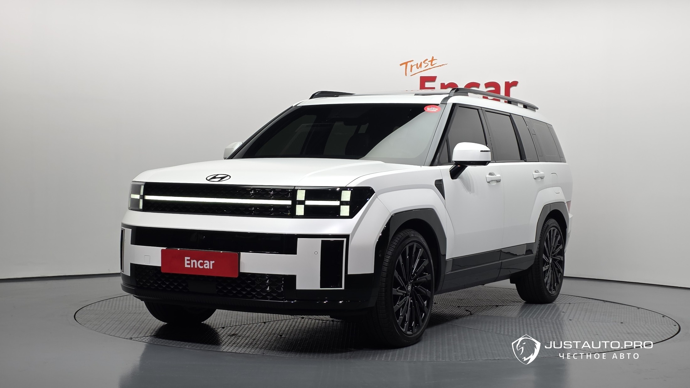 Автомобиль Hyundai Santafe