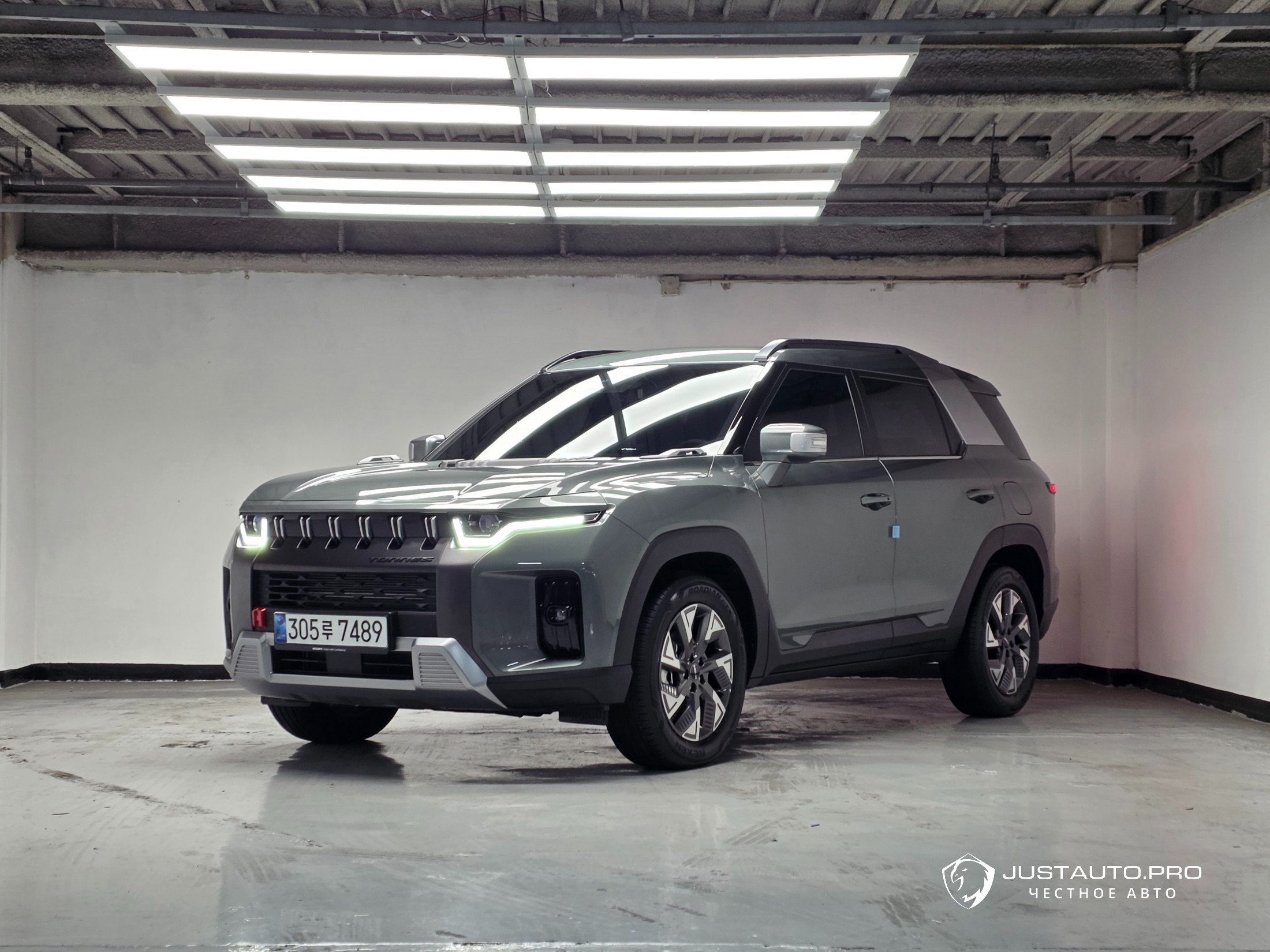 Автомобиль KG_Mobility_Ssangyong Torres