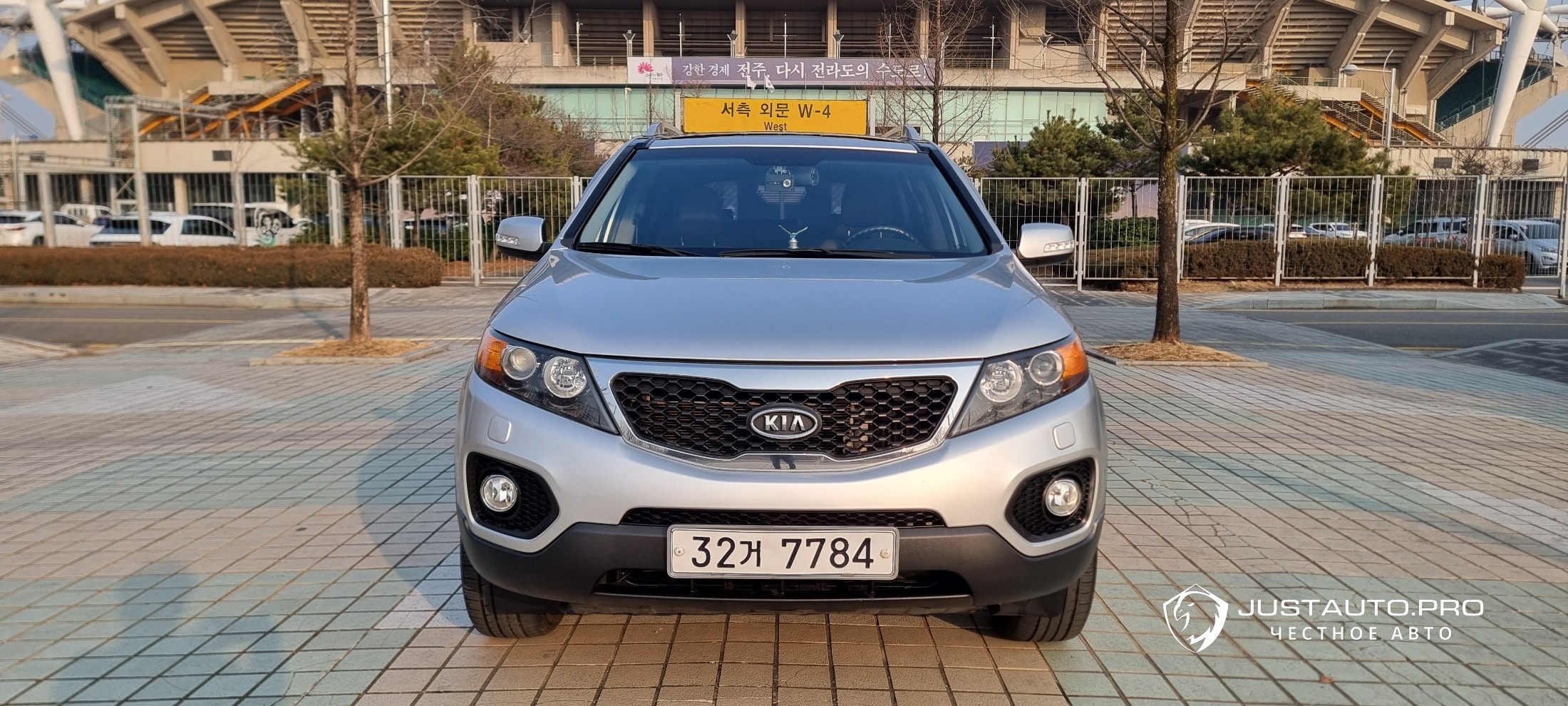 Автомобиль Kia Sorento