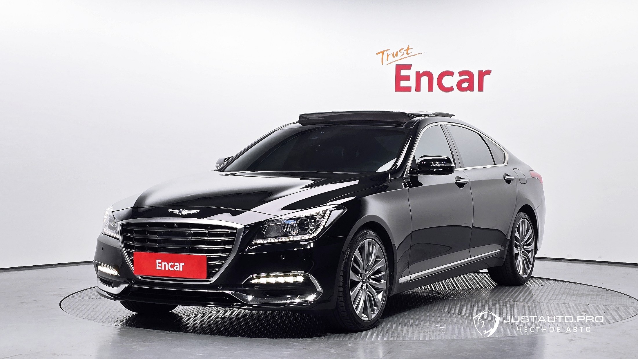 Автомобиль Genesis G80