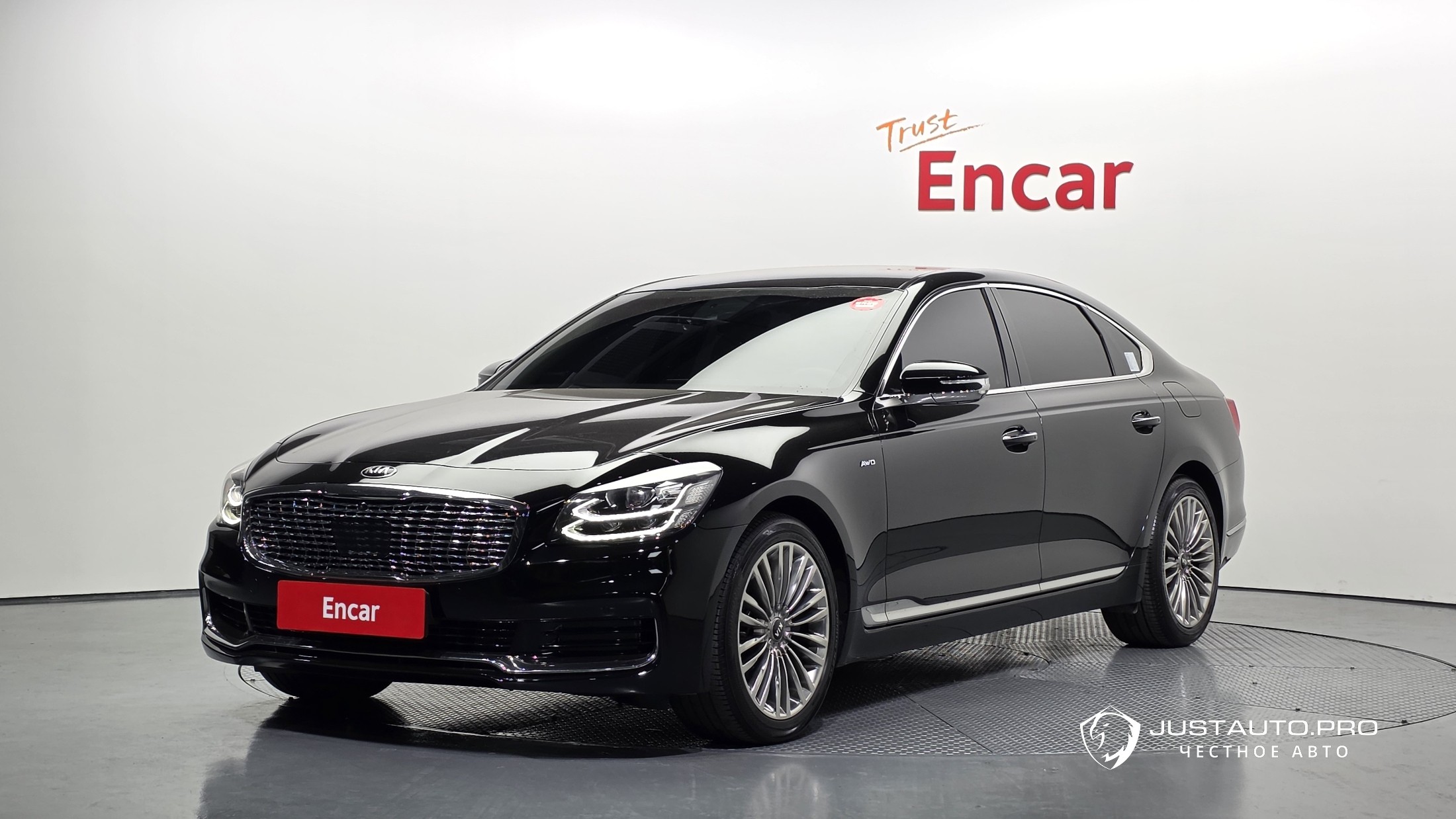 Автомобиль Kia K9