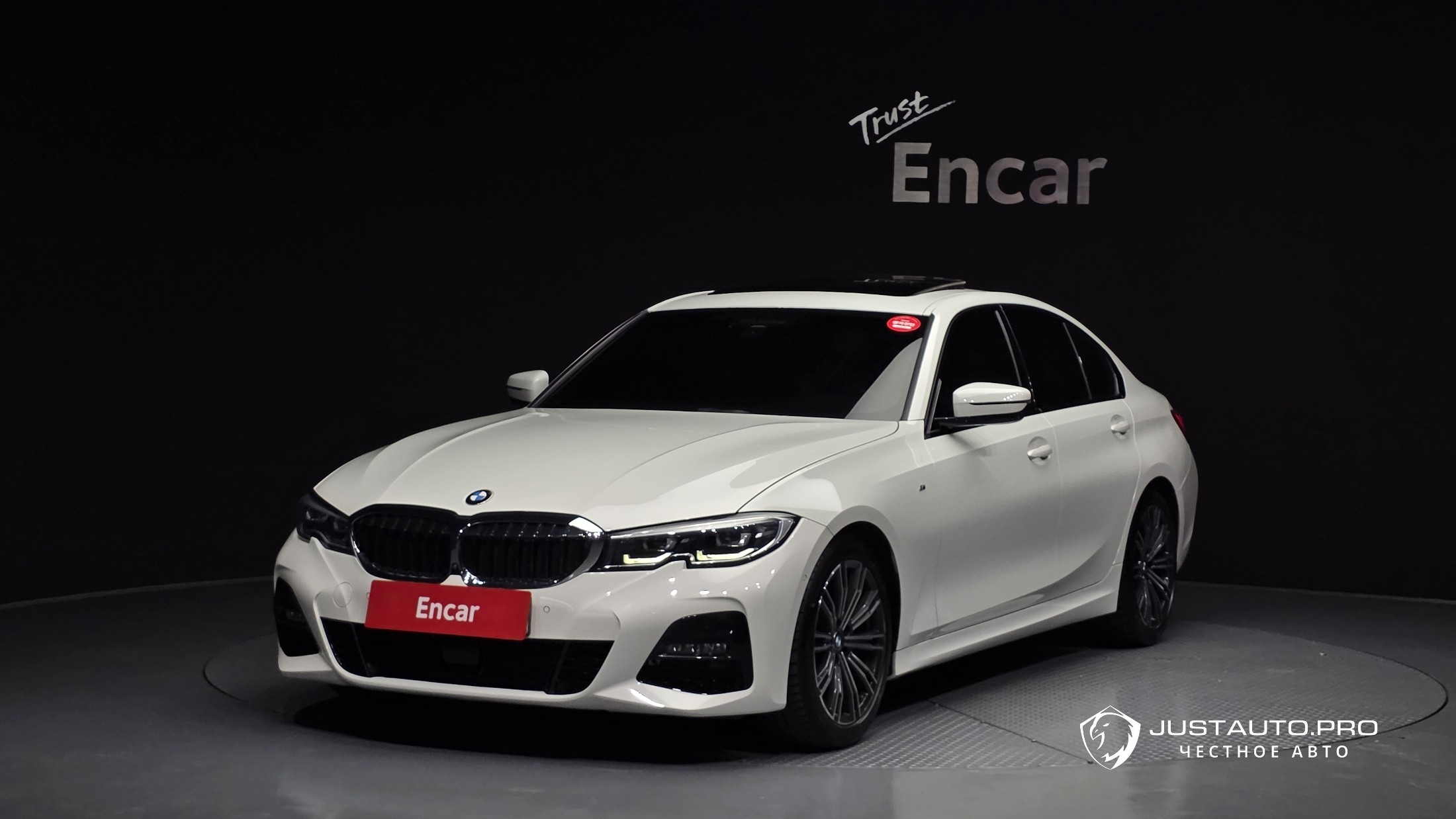 Автомобиль BMW 3-Series