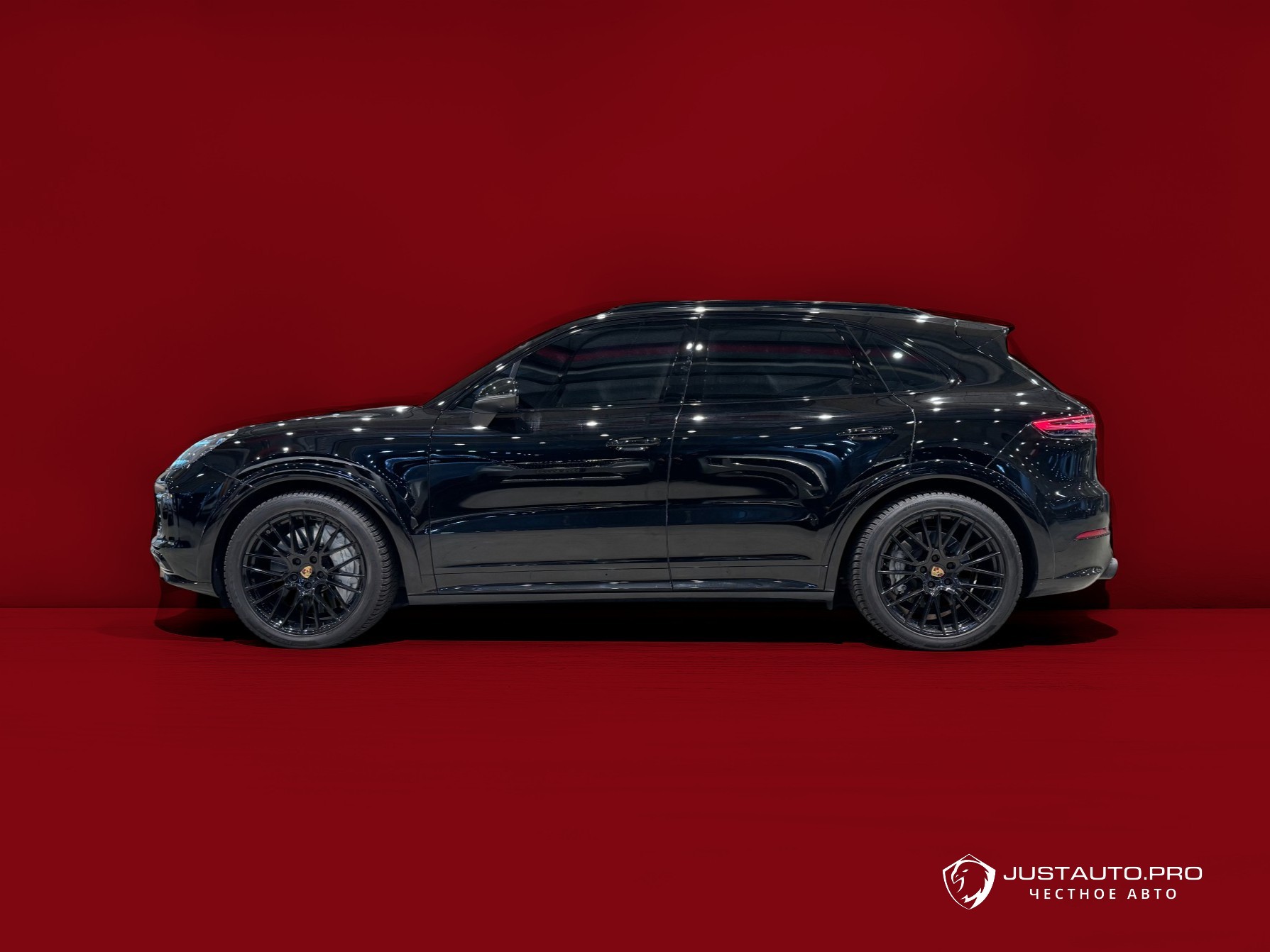 Автомобиль Porsche Cayenne