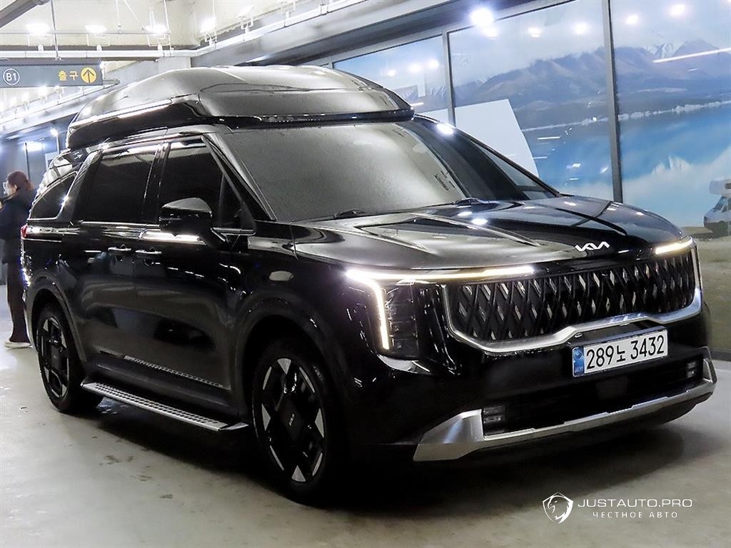 Автомобиль Kia Canival