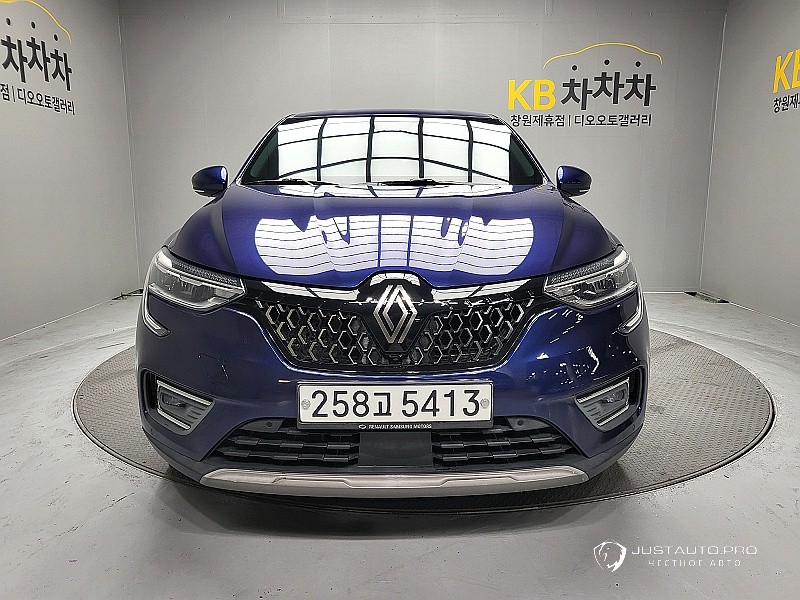 Автомобиль Renault-KoreaSamsung XM3