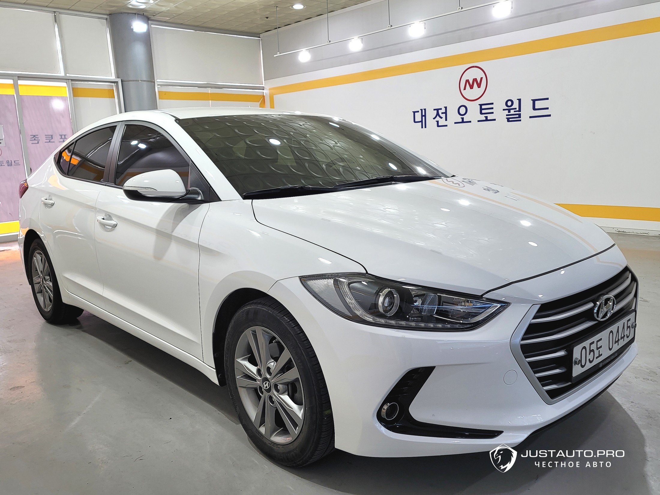 Автомобиль Hyundai AVANTE