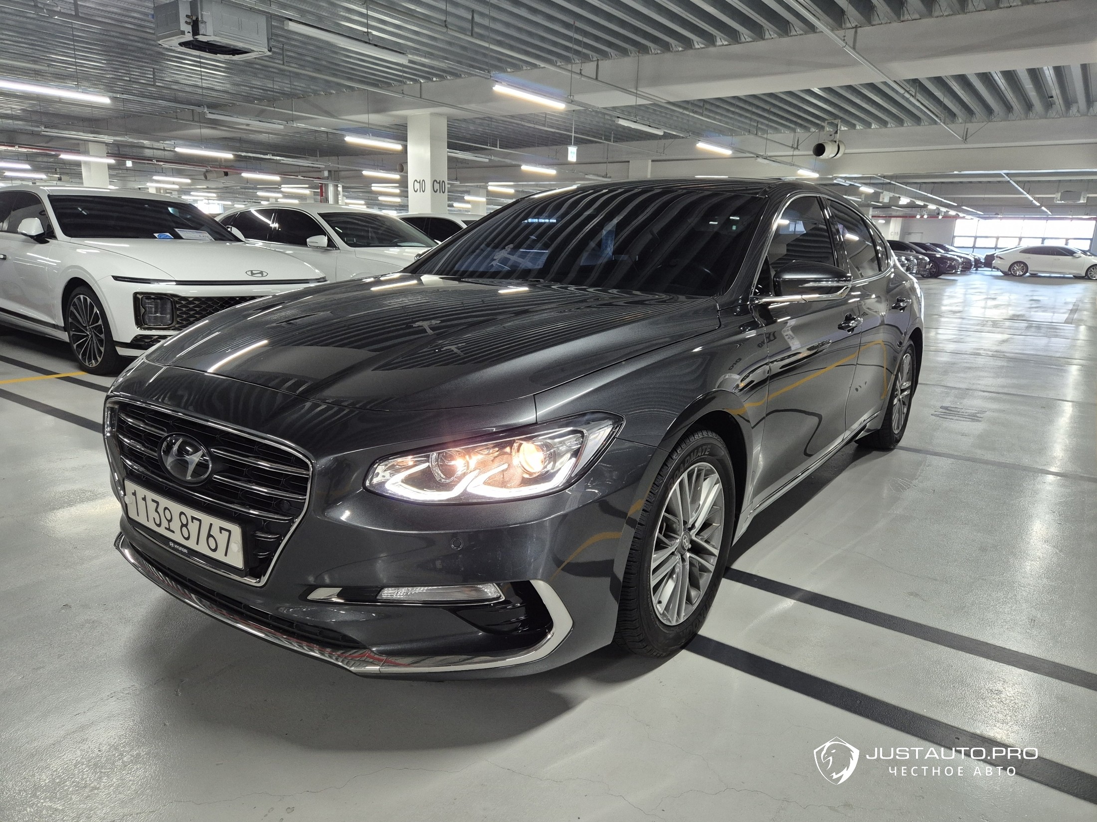 Автомобиль Hyundai Grandeur