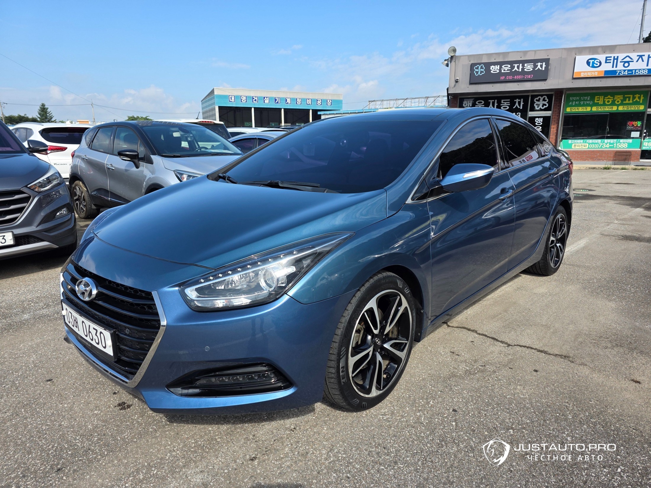 Автомобиль Hyundai i40