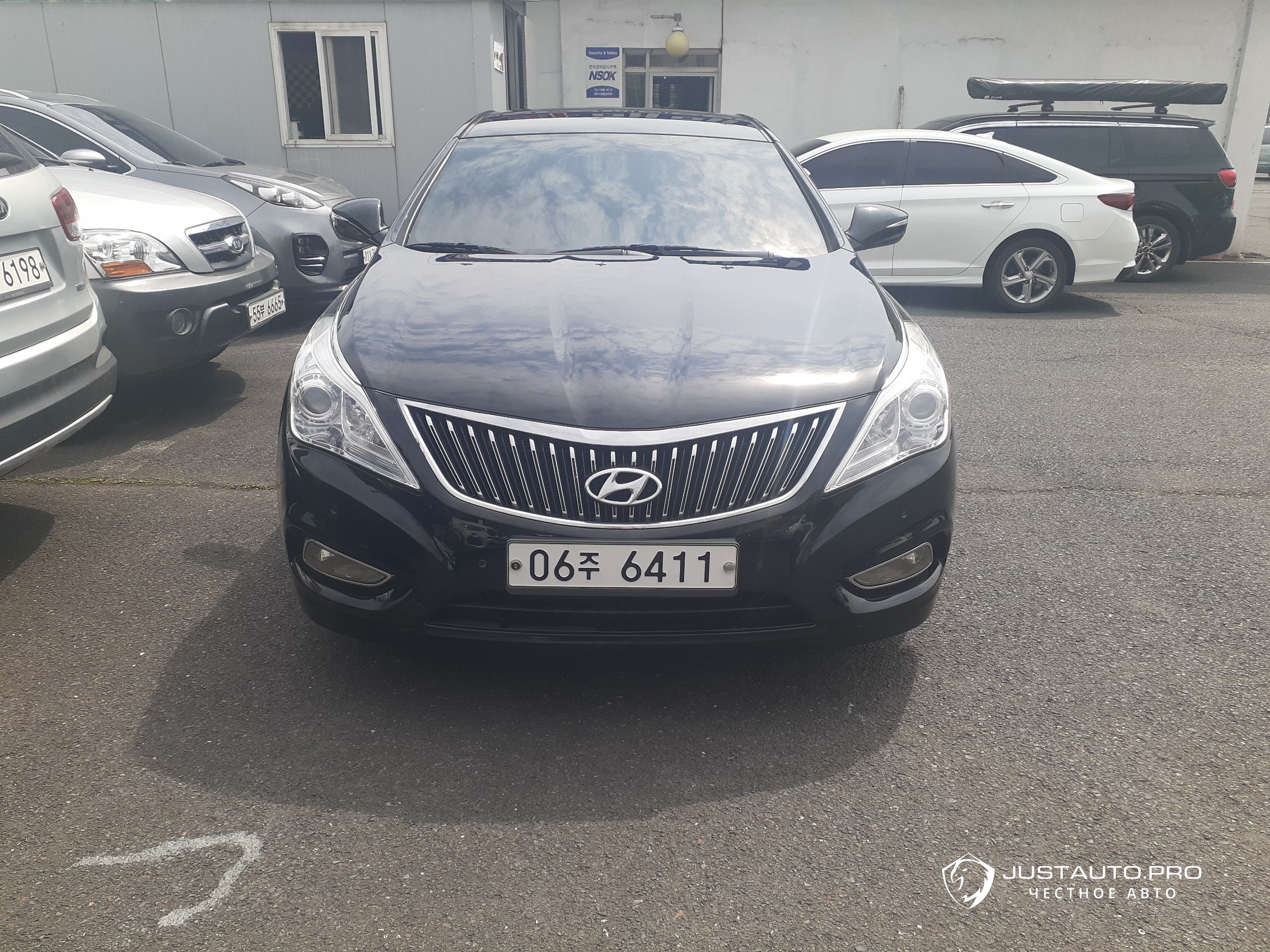Автомобиль Hyundai Grandeur