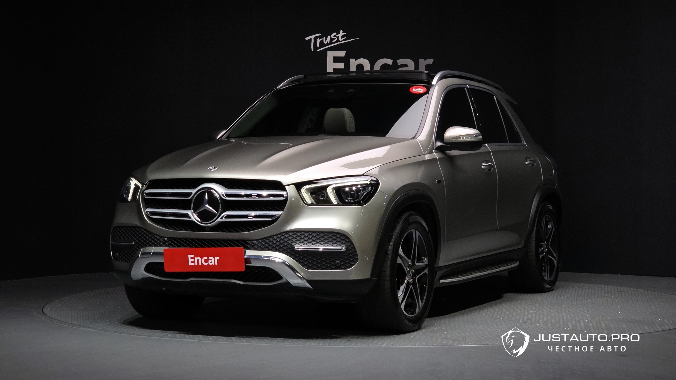 Автомобиль Mercedes-Benz GLE-Class