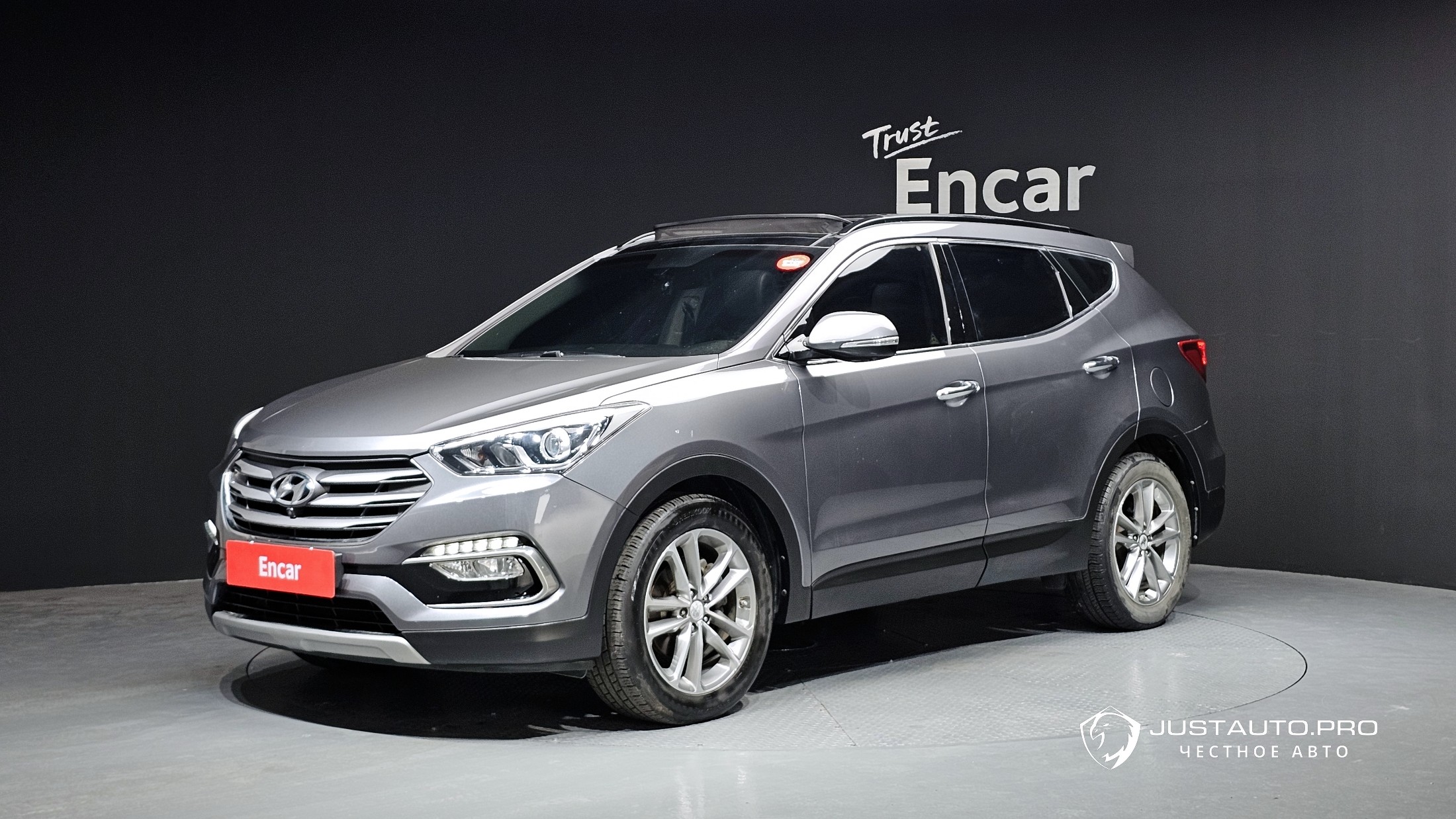 Автомобиль Hyundai Santafe