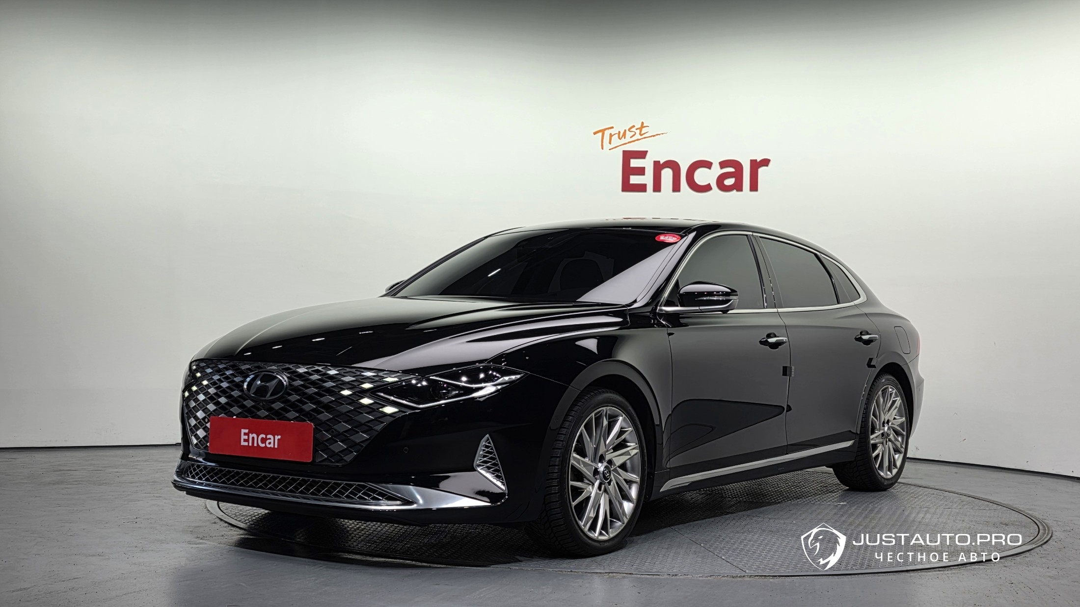 Автомобиль Hyundai Grandeur