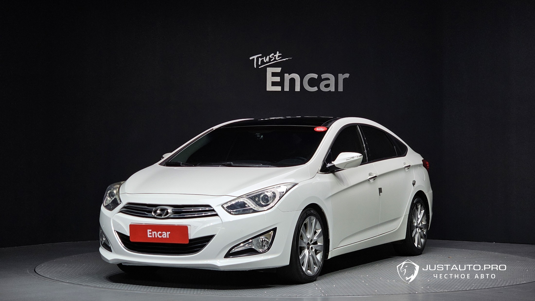 Автомобиль Hyundai i40