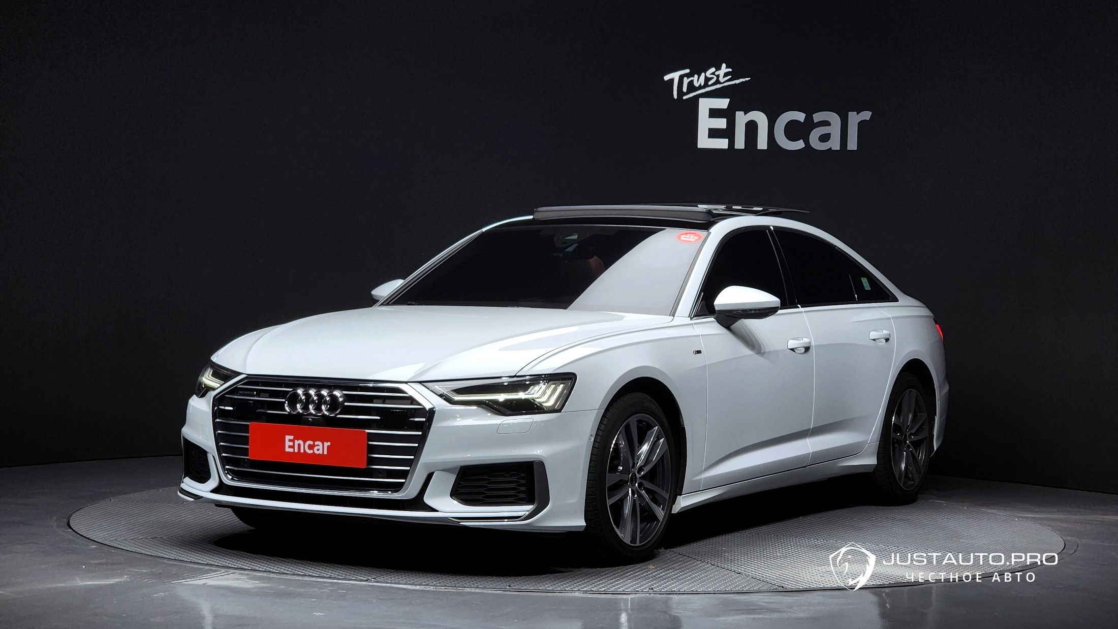 Автомобиль Audi A6