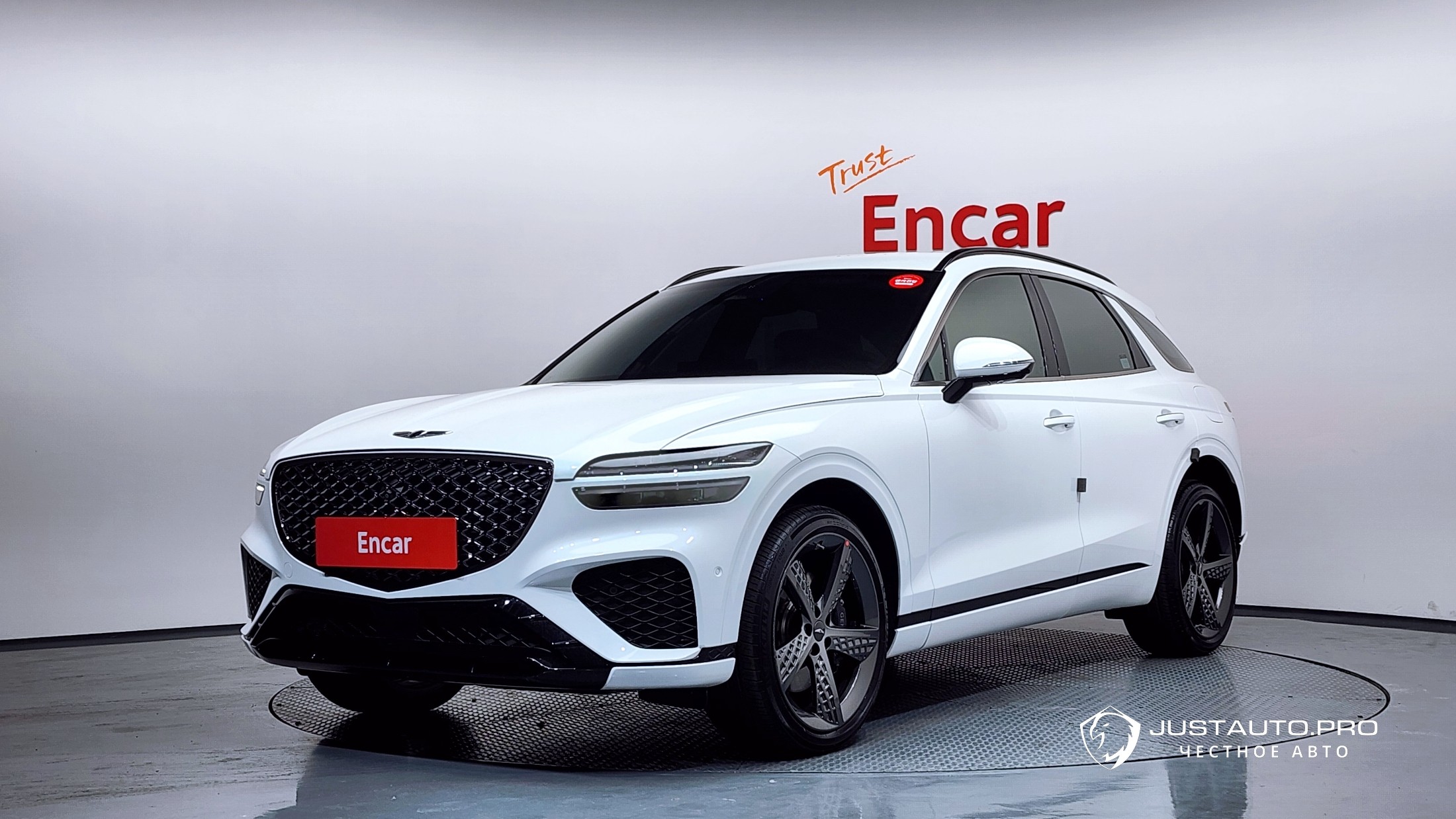 Автомобиль Genesis GV70