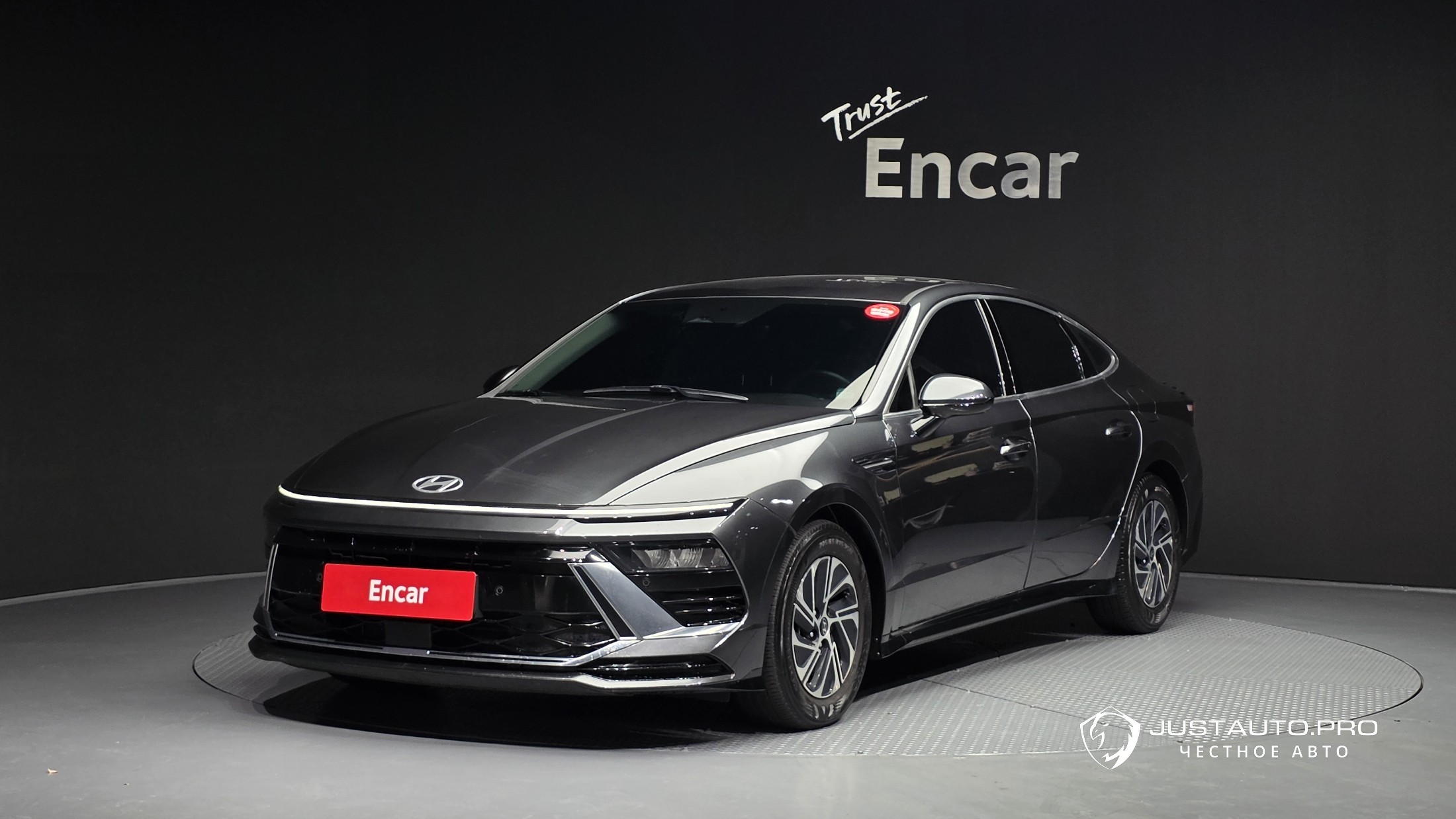 Автомобиль Hyundai Sonata