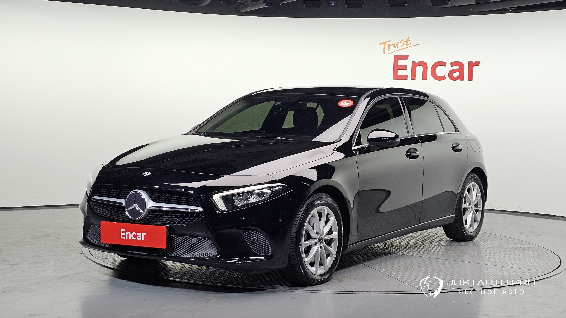 Автомобиль Mercedes-Benz A-Class