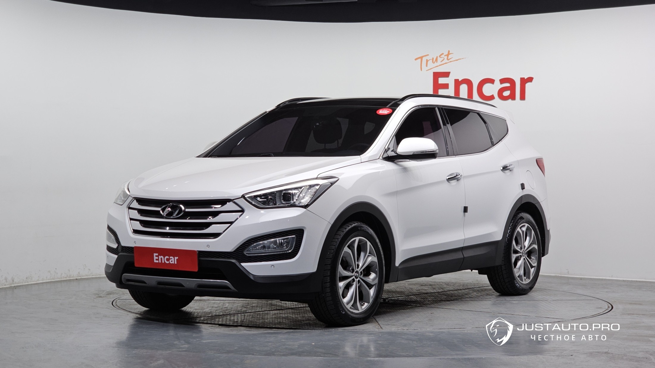 Автомобиль Hyundai Santafe
