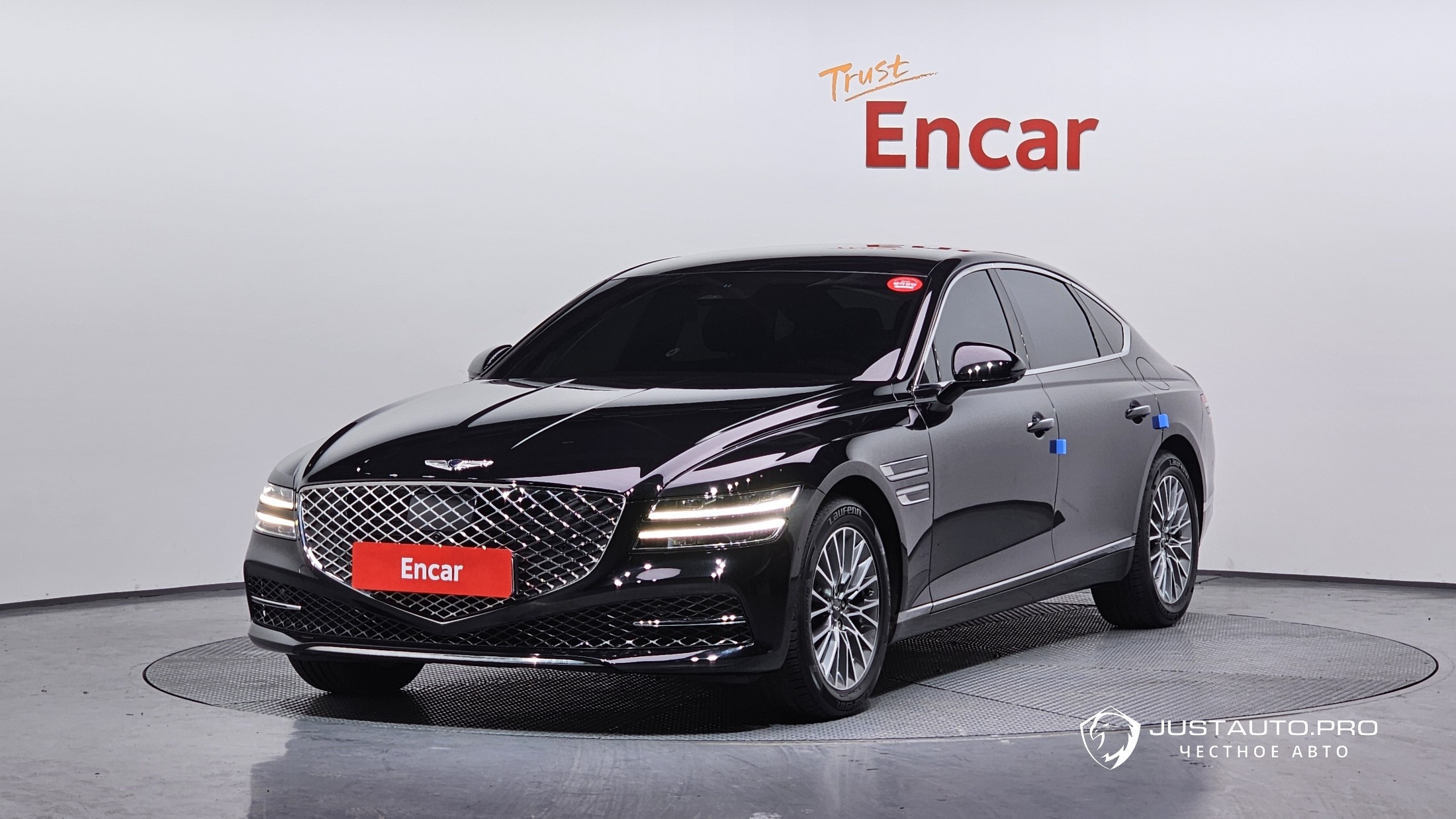 Автомобиль Genesis G80