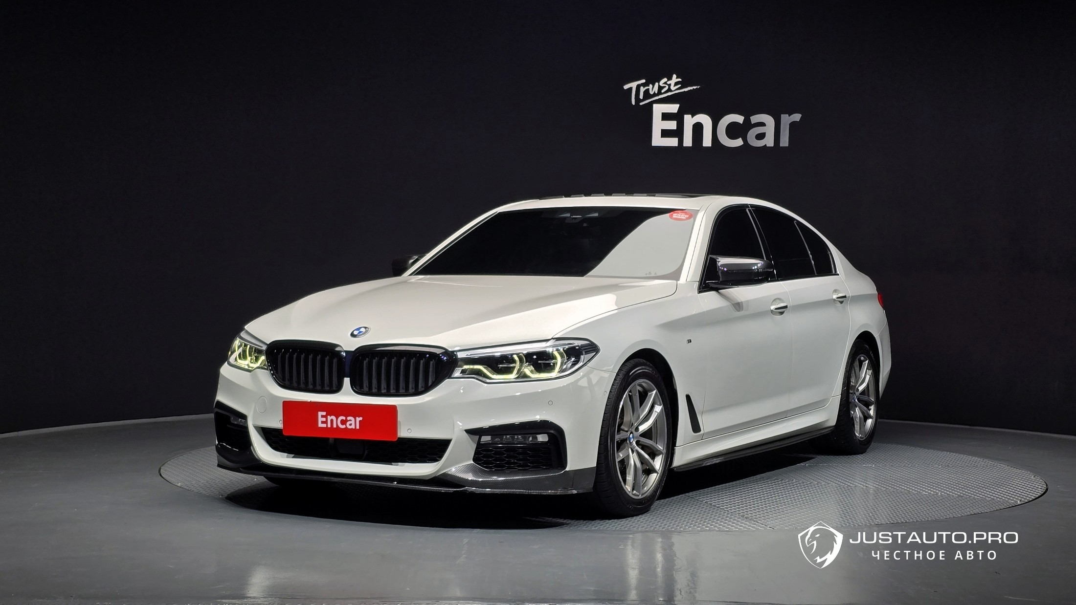 Автомобиль BMW 5-Series