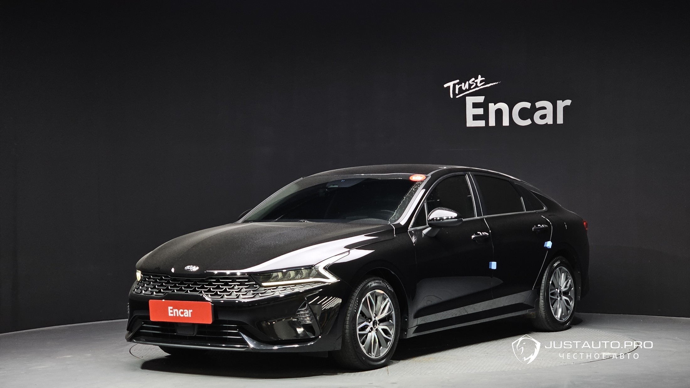 Автомобиль Kia K5