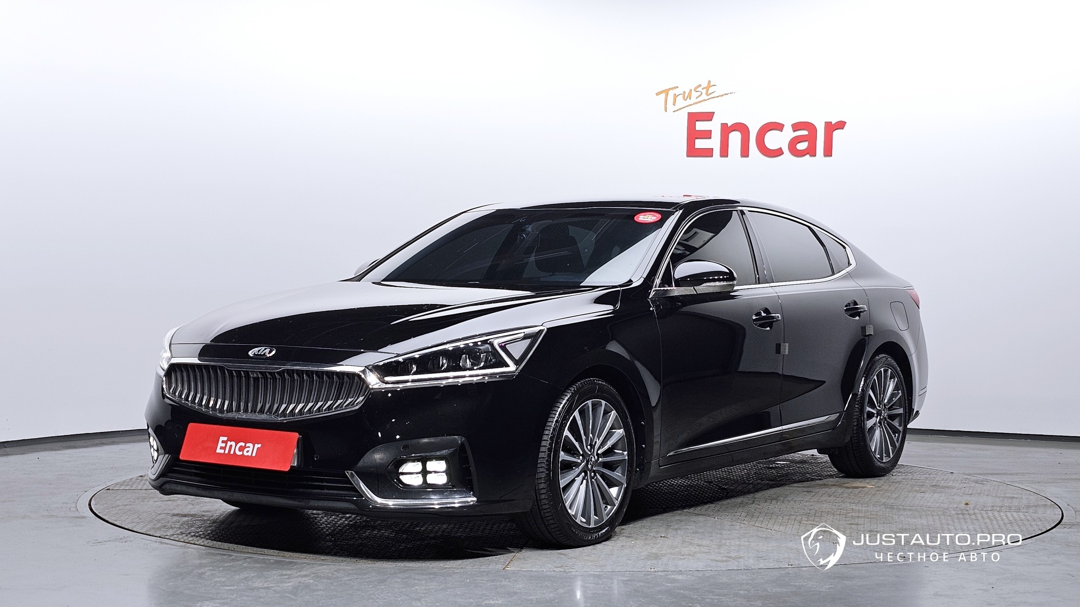 Автомобиль Kia K7