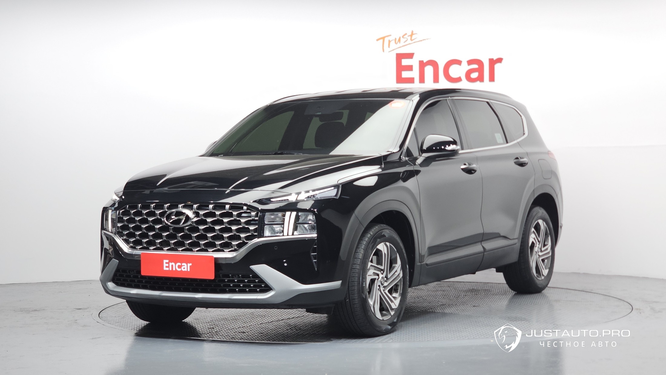 Автомобиль Hyundai Santafe